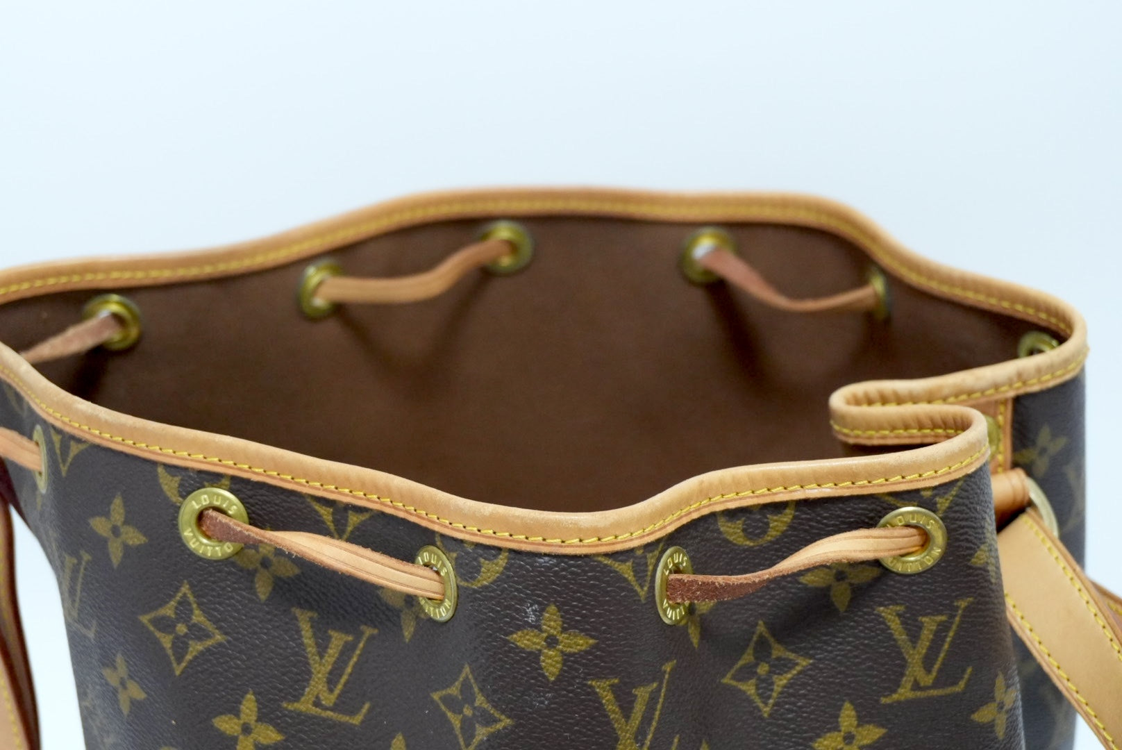 Louis Vuitton Noe GM Bucket Shoulder Bag Used