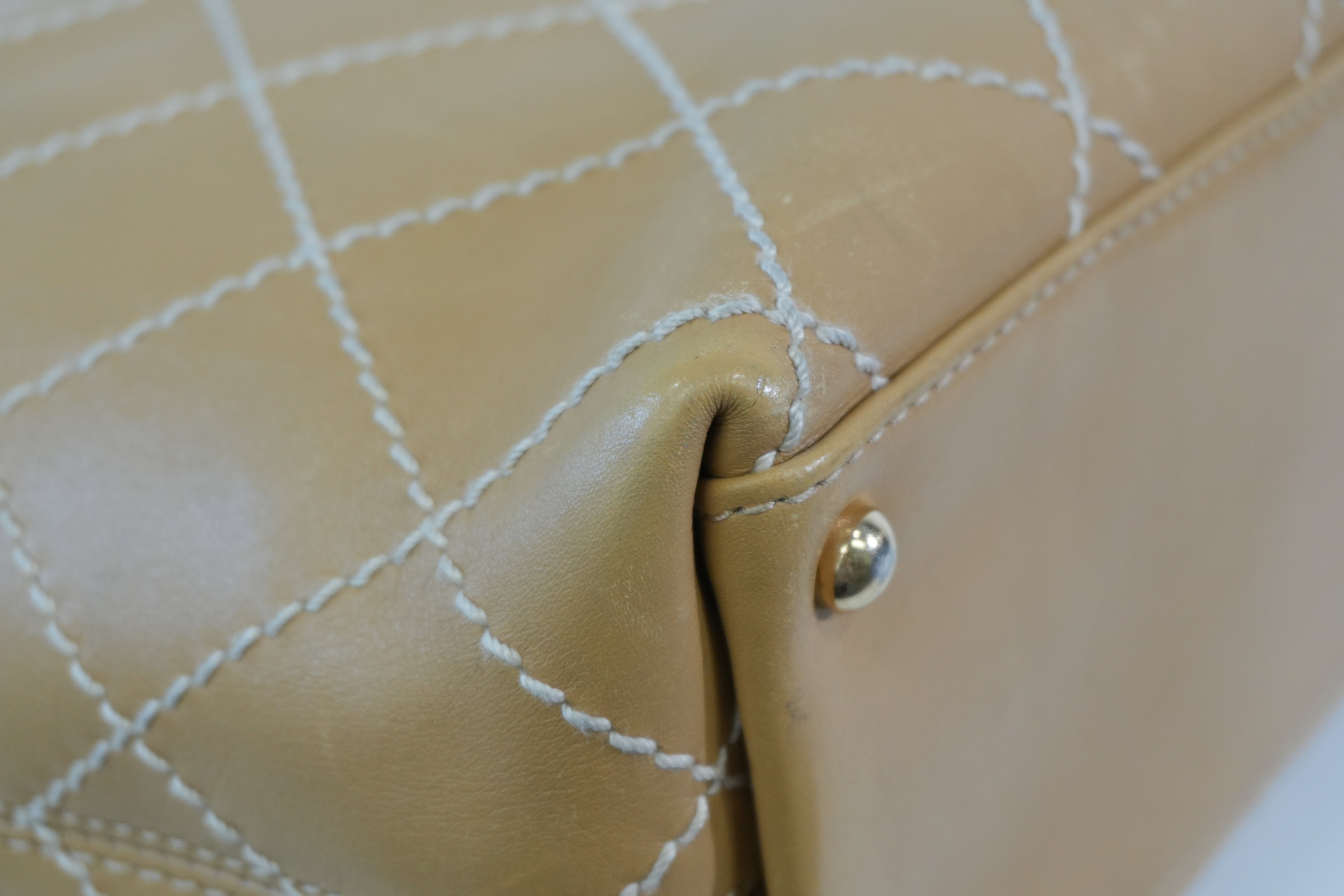 Pre-owned Chanel Wild Stitch Shoulder Bag Beige