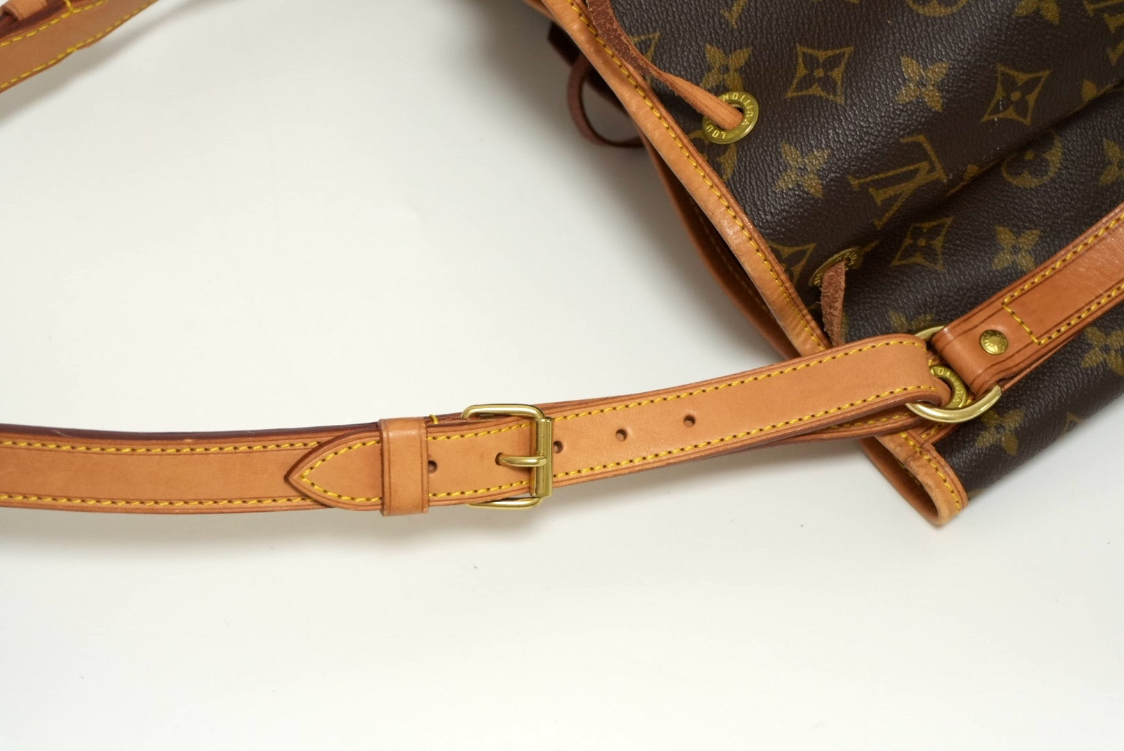 Louis Vuitton Noe GM Bucket Shoulder Bag Used