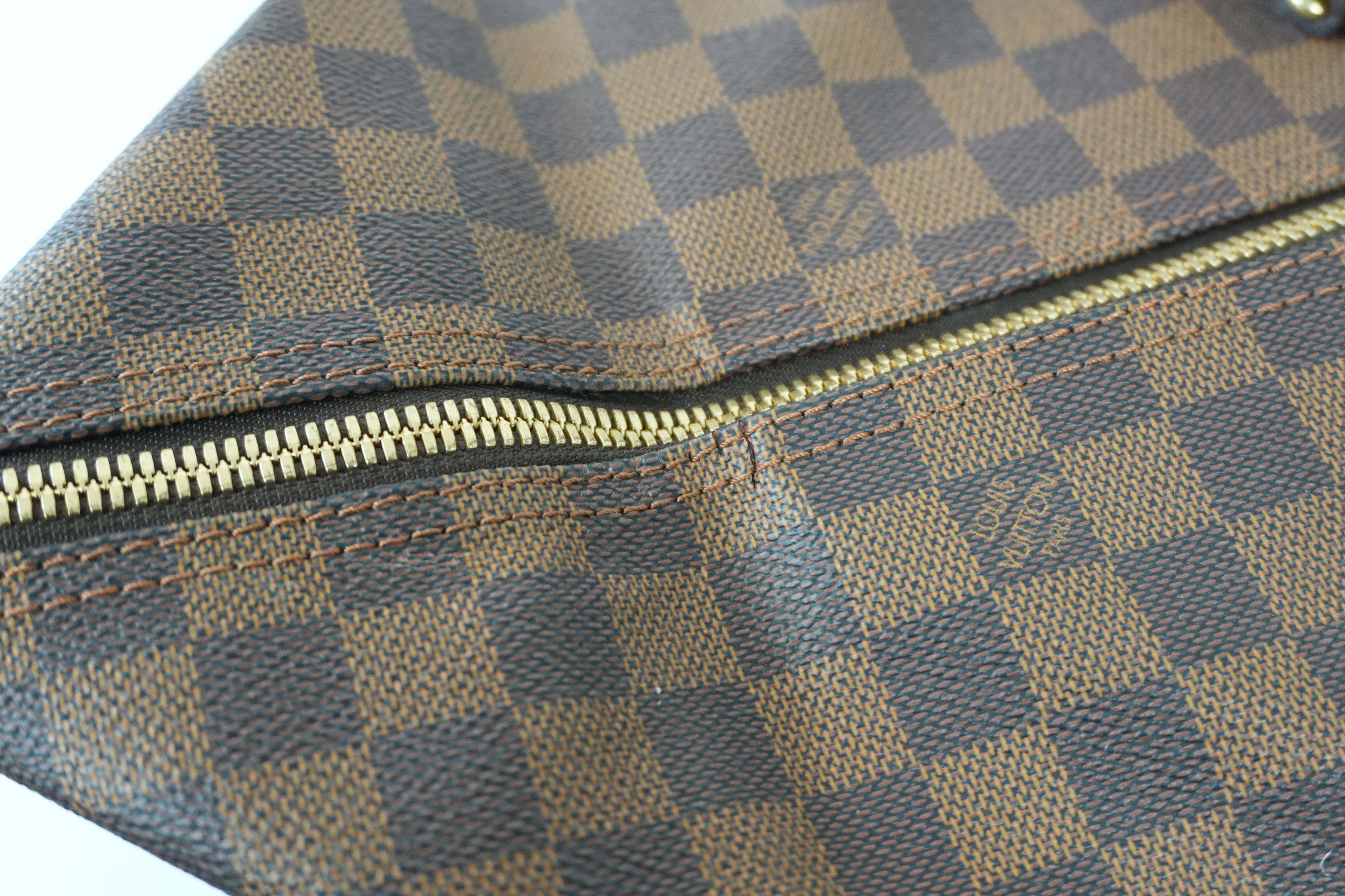 Borsa da viaggio Louis Vuitton Grimaud Damier Ebene usata