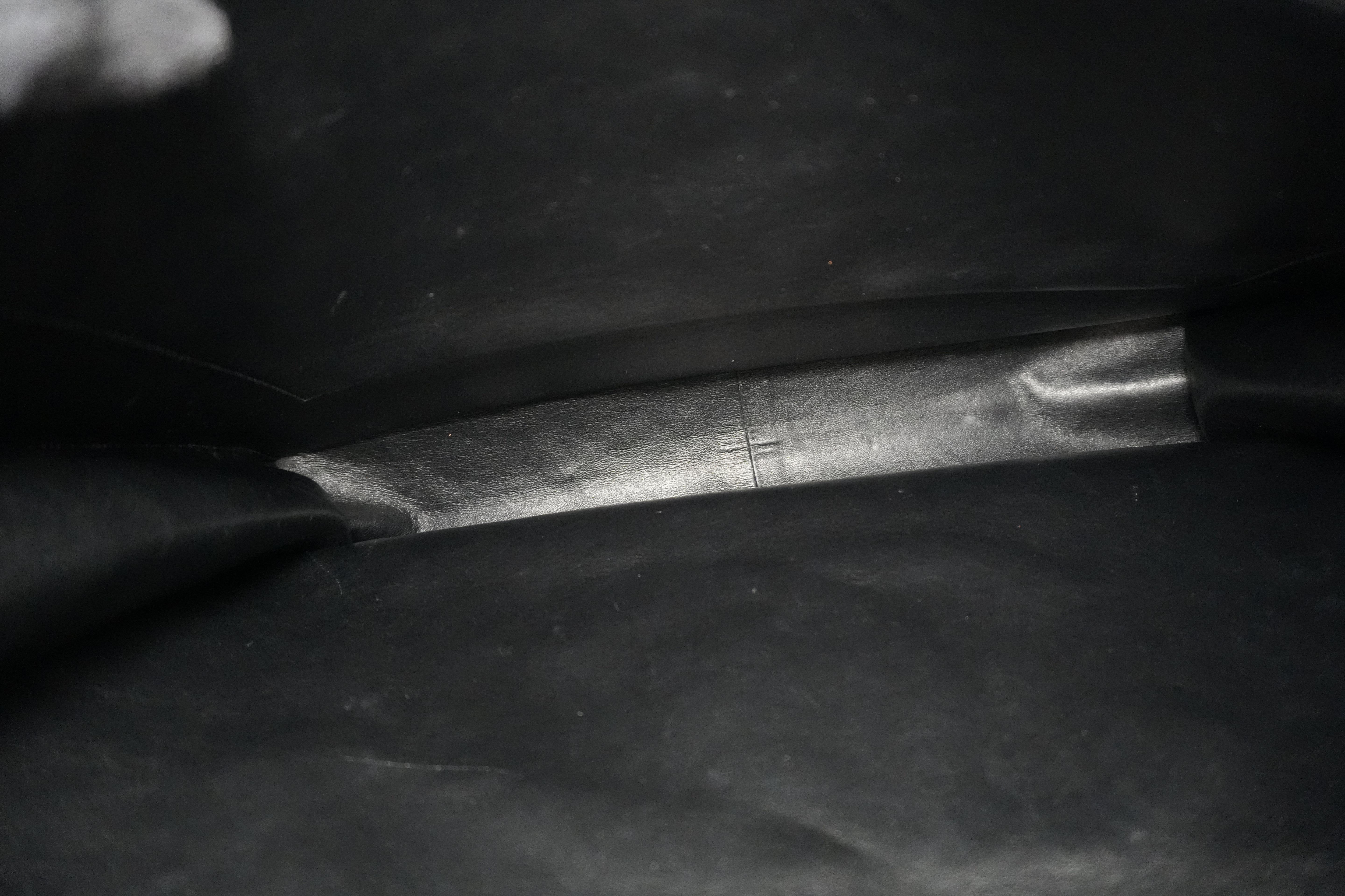 Pre-owned Chanel Caviar Skin Leather Tote Bag Black