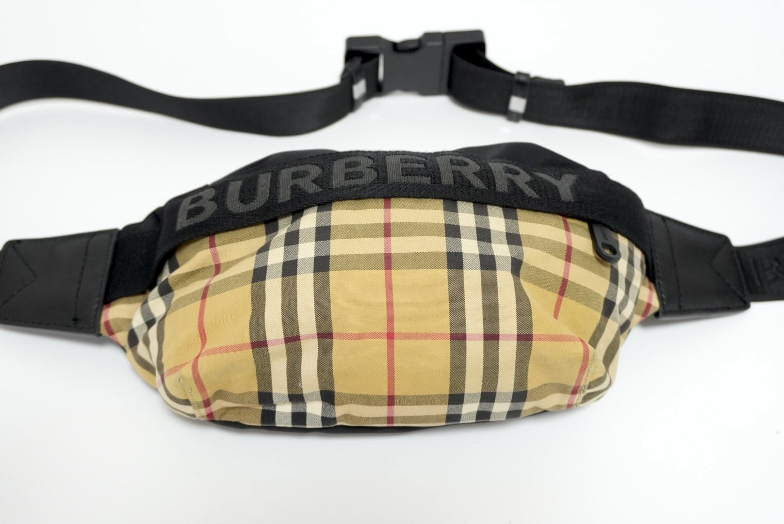 Burberry London Waist Bag Used