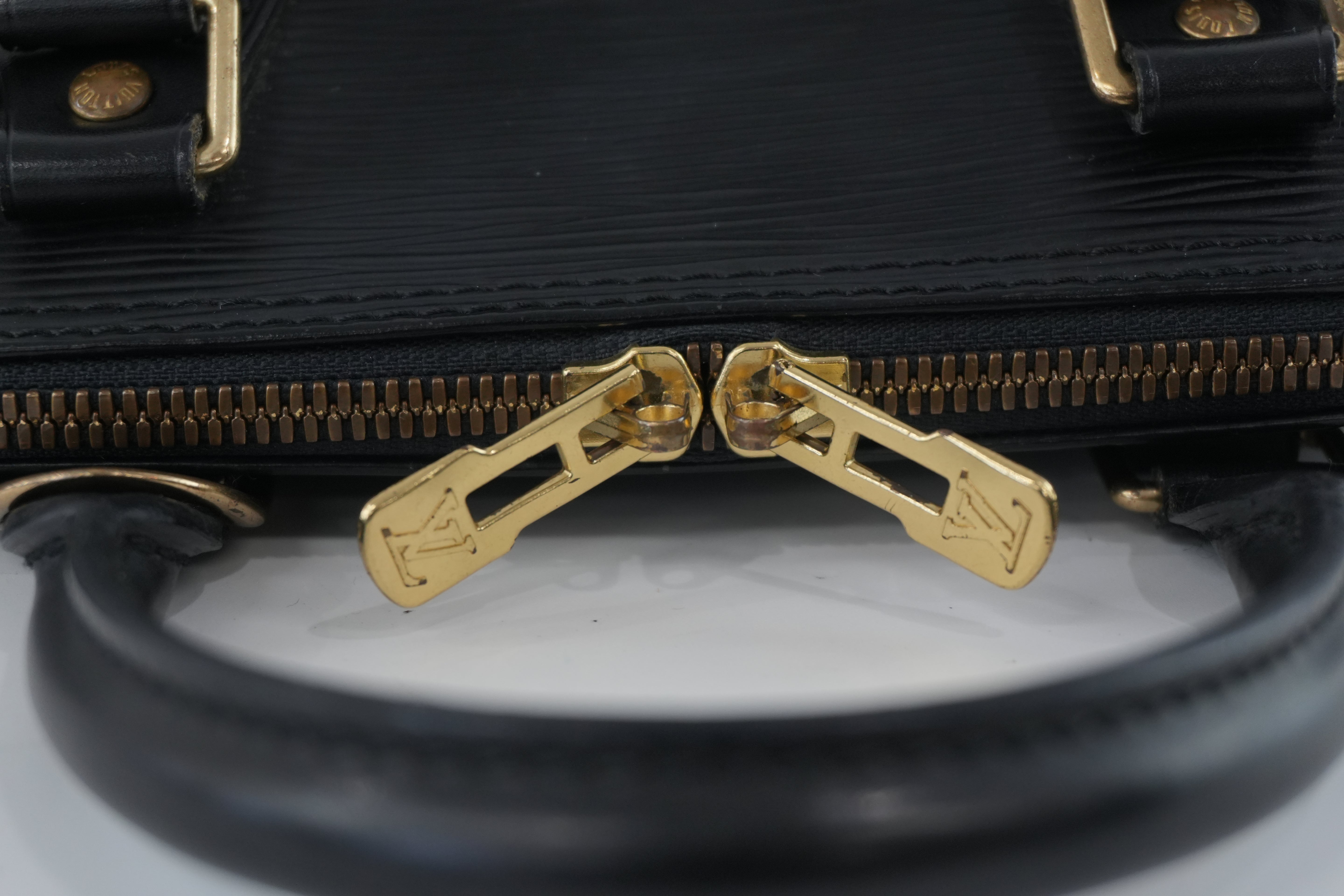 Louis Vuitton Epi Alma Handbag Black Used
