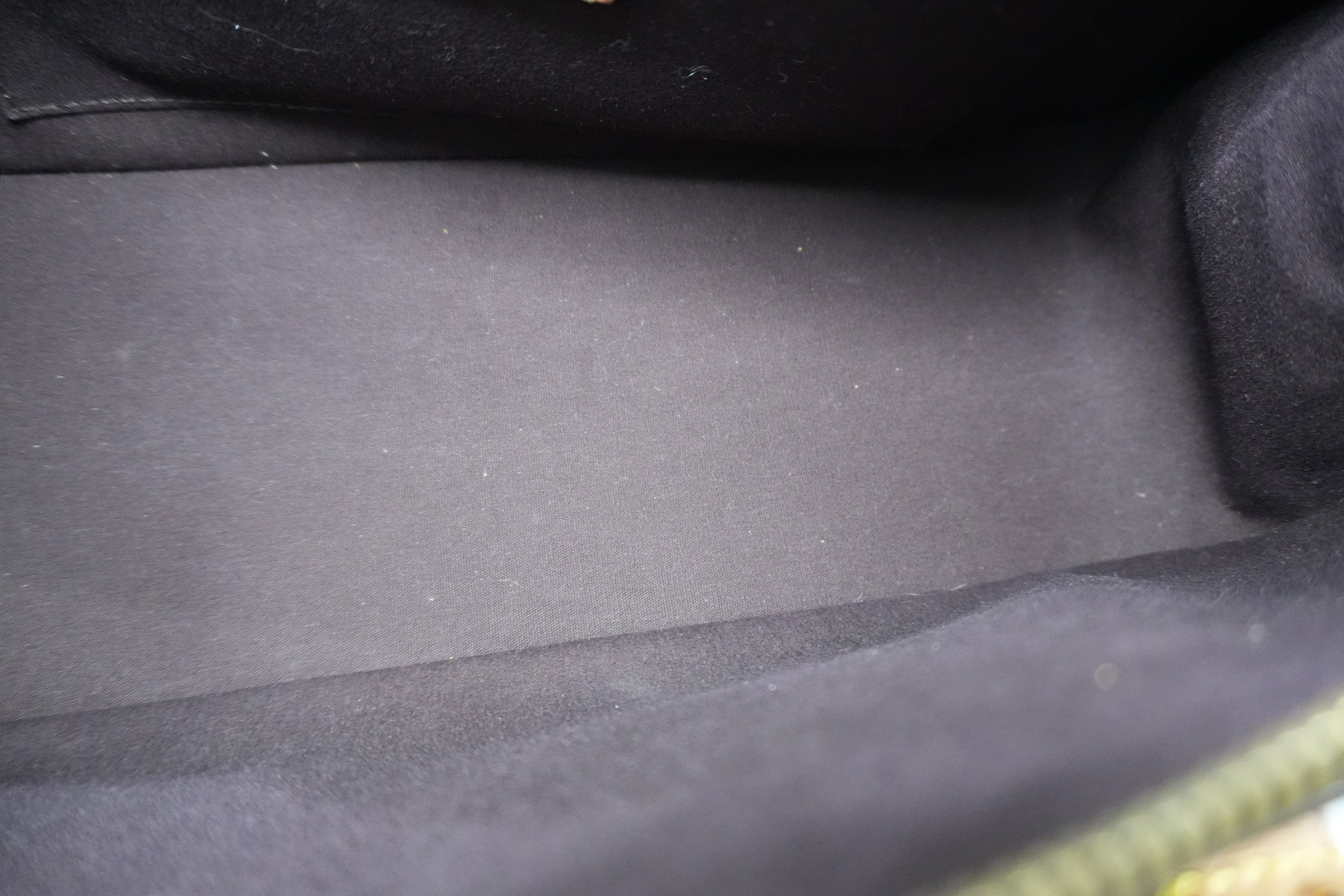 Pre-owned Louis Vuitton Vernis Rosewood Avenue Handbag Amarante