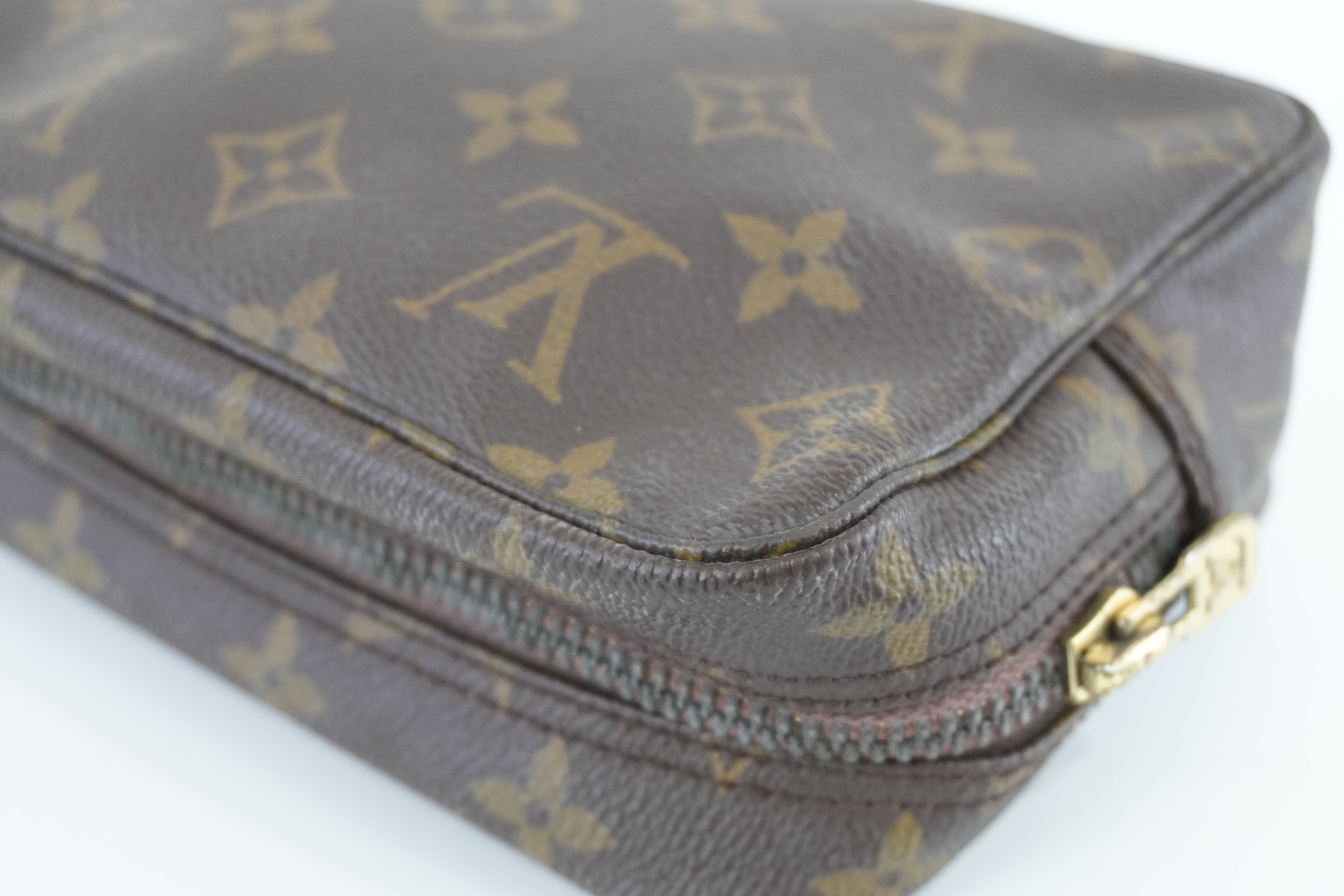 Louis Vuitton Trousse 18 Rare Pouch Used