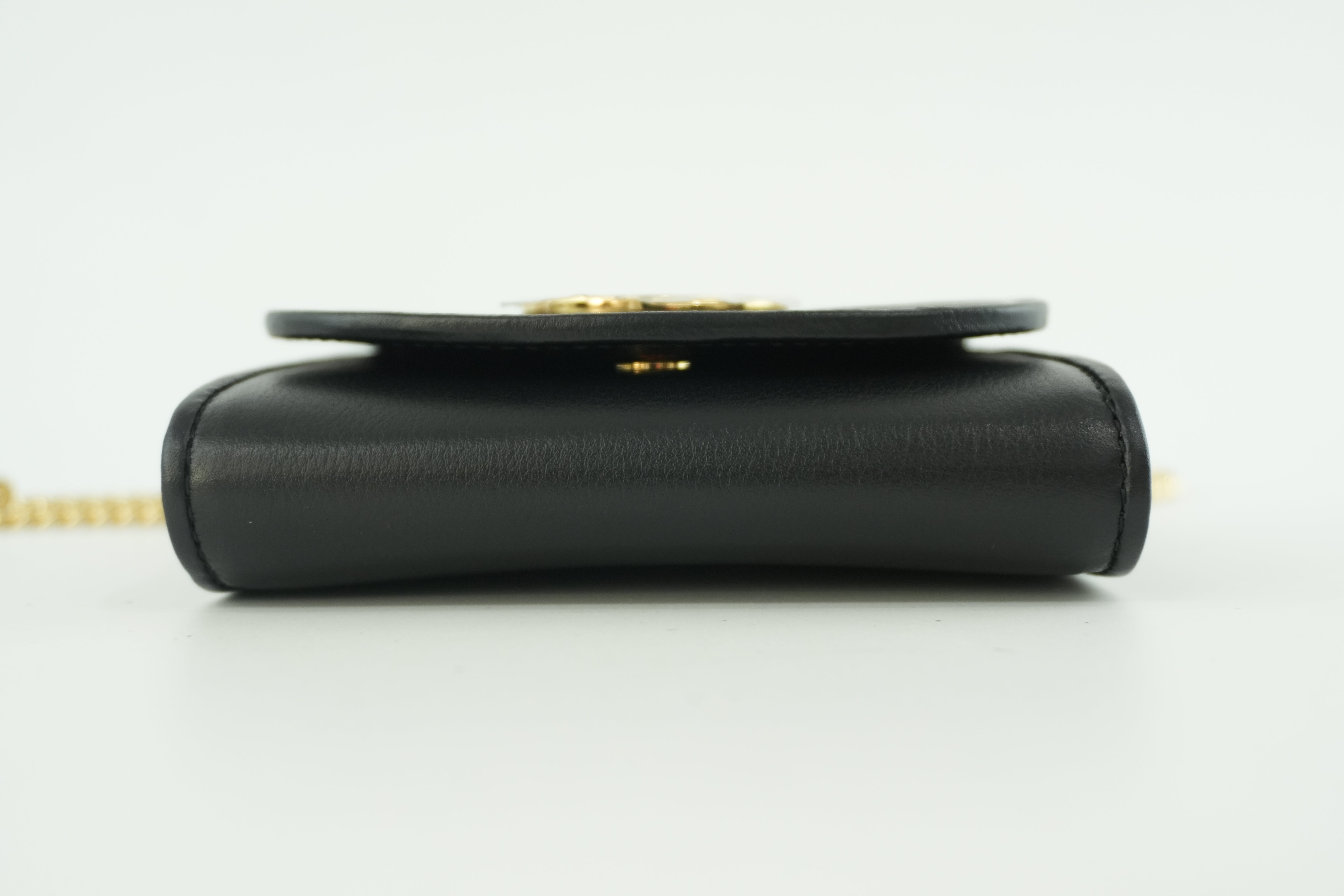 Gucci Leather Chain Shoulder Small Pouch Black Used