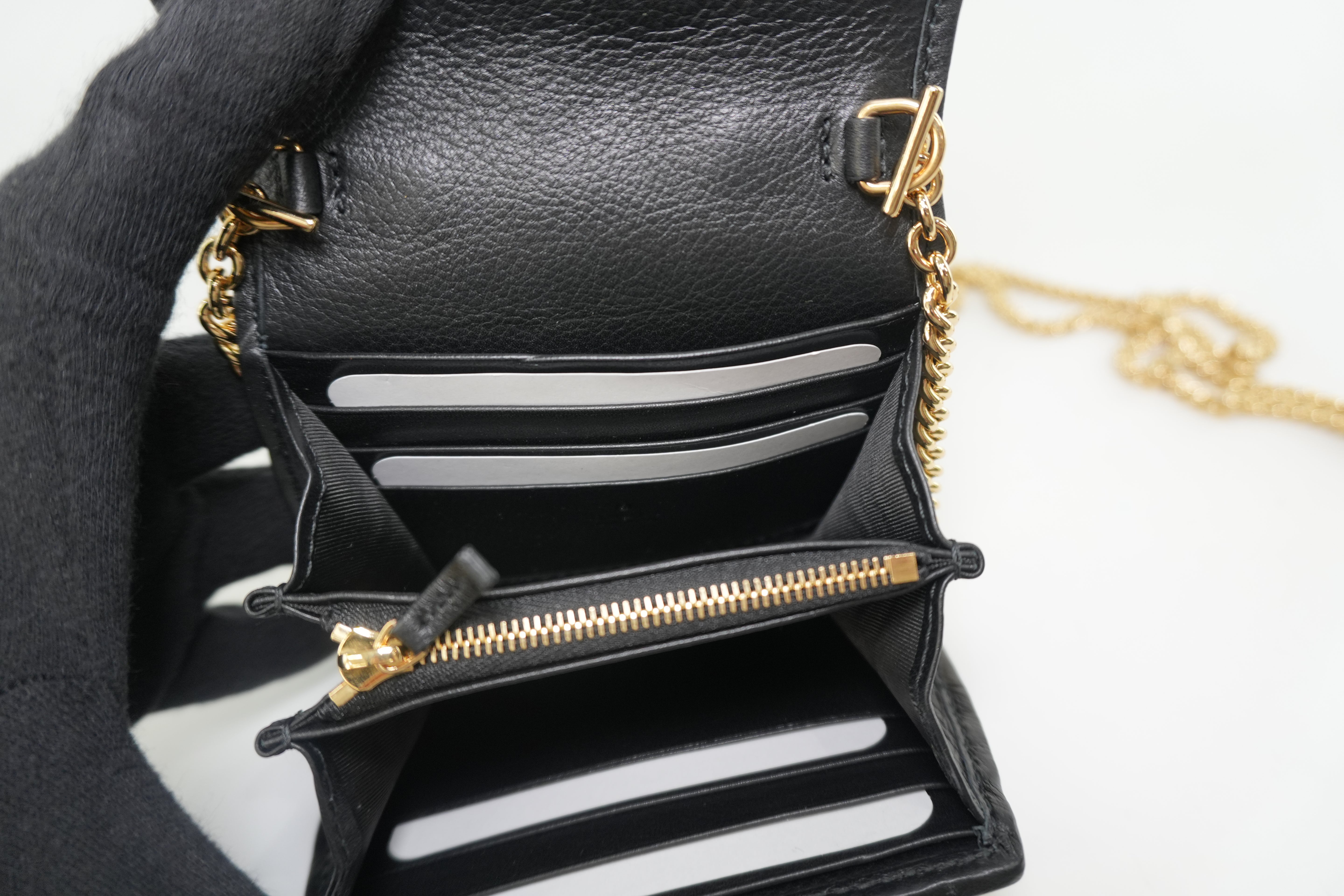 Gucci Leather Chain Shoulder Small Pouch Black Used