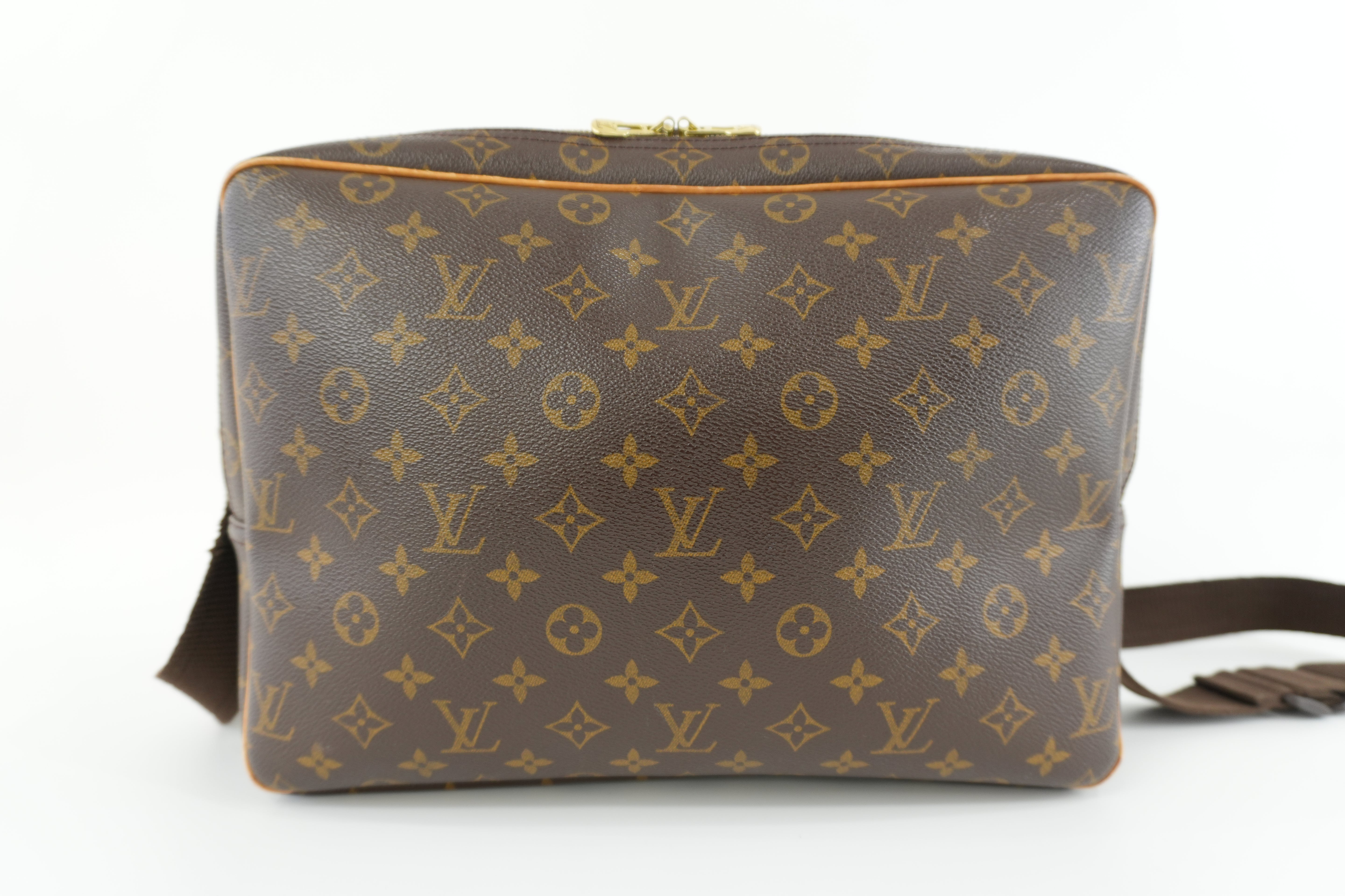 Louis Vuitton Monogram Reporter GM Messenger Bag Used