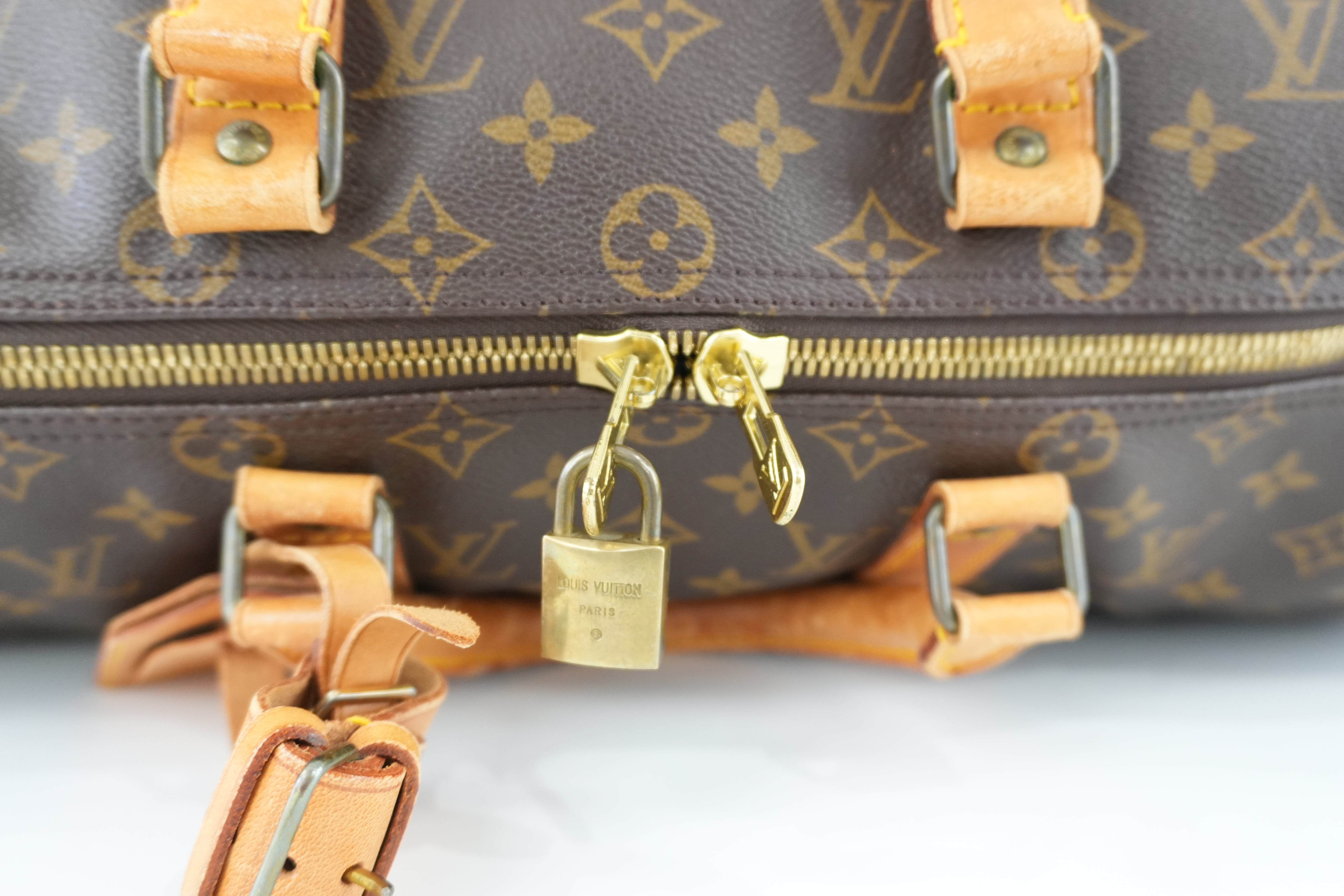 Louis Vuitton Keepall 50 Bandouliere Used