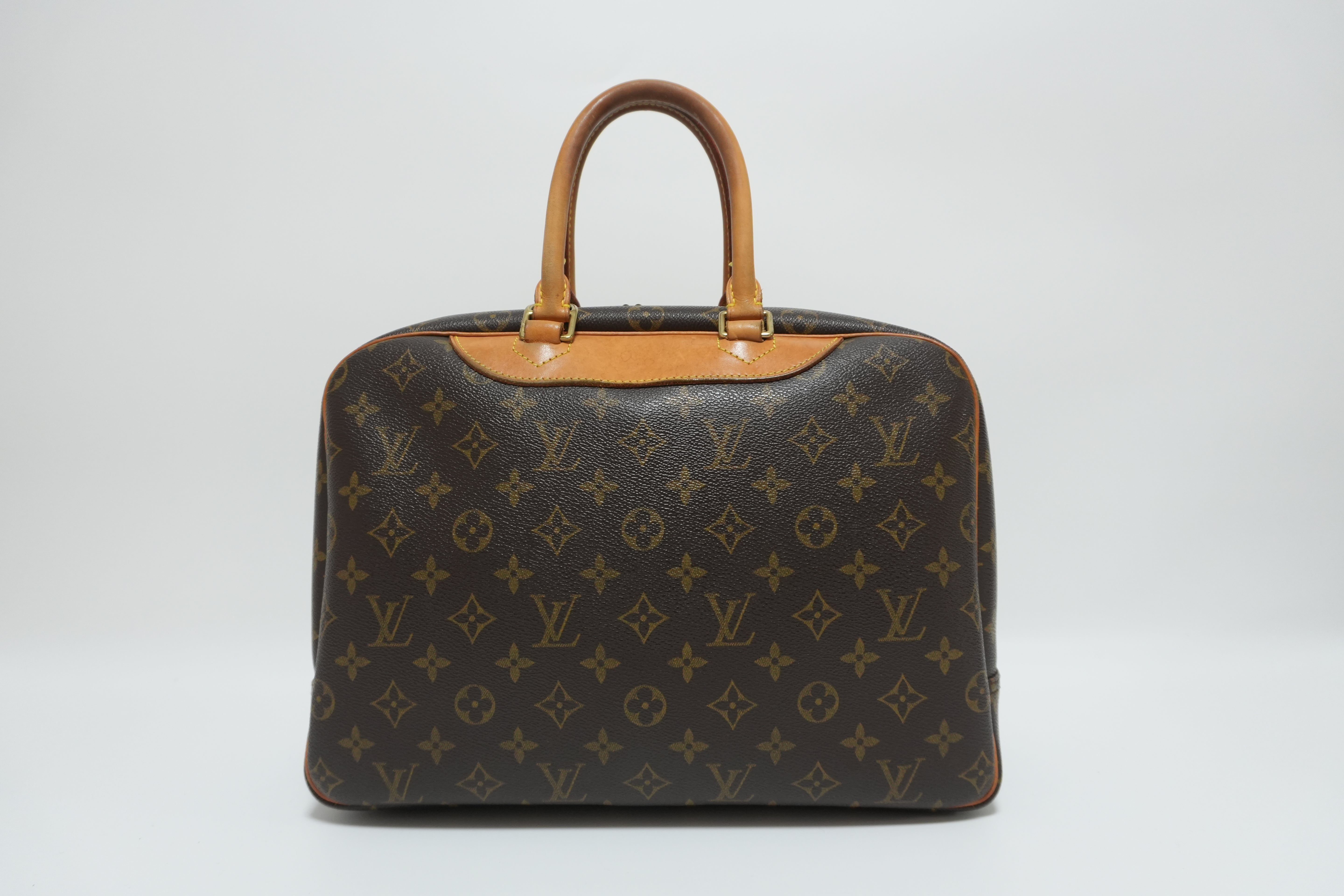 Louis Vuitton Deauville Handbag Used