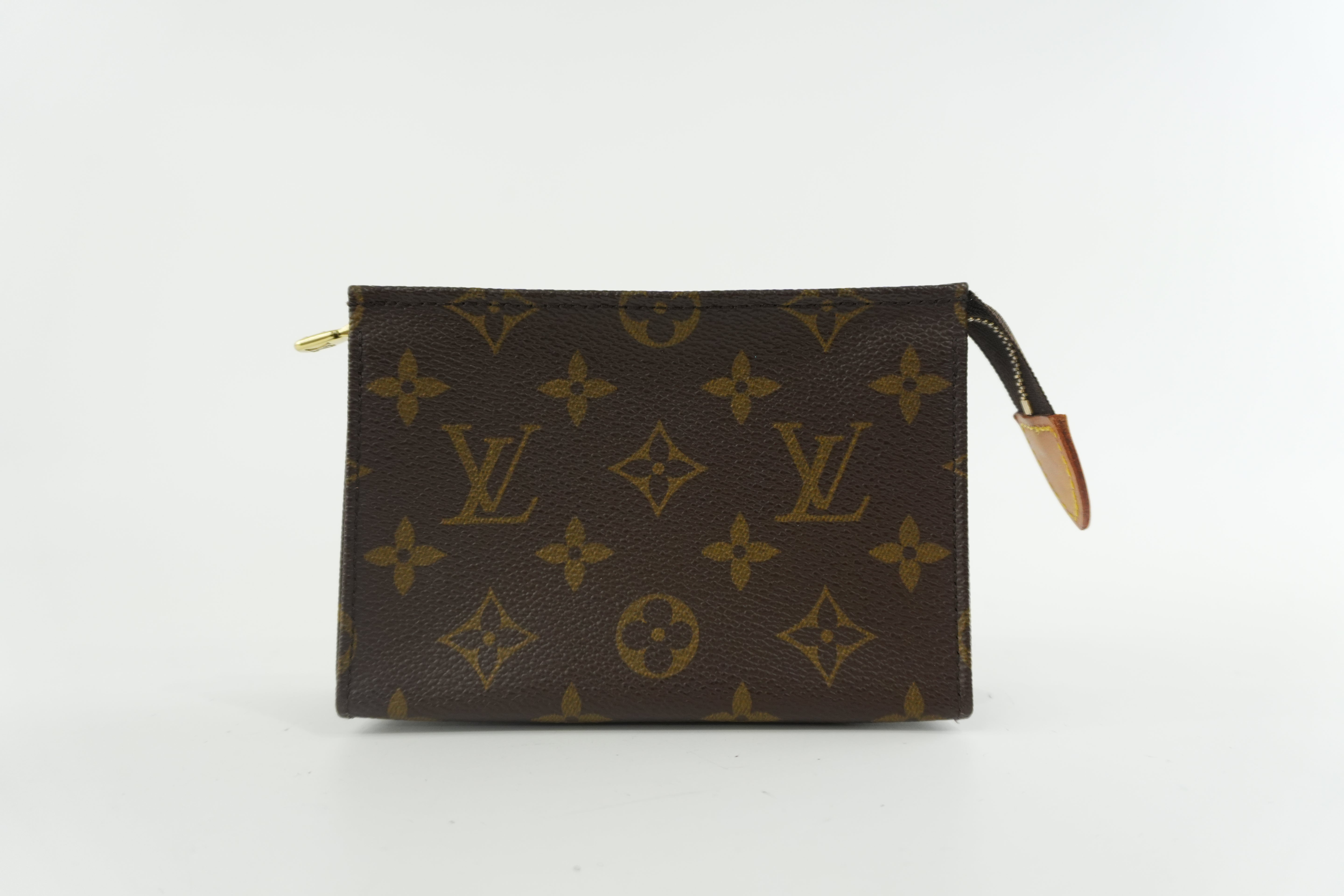 Louis Vuitton Monogram Toiletry 15 Pouch Used