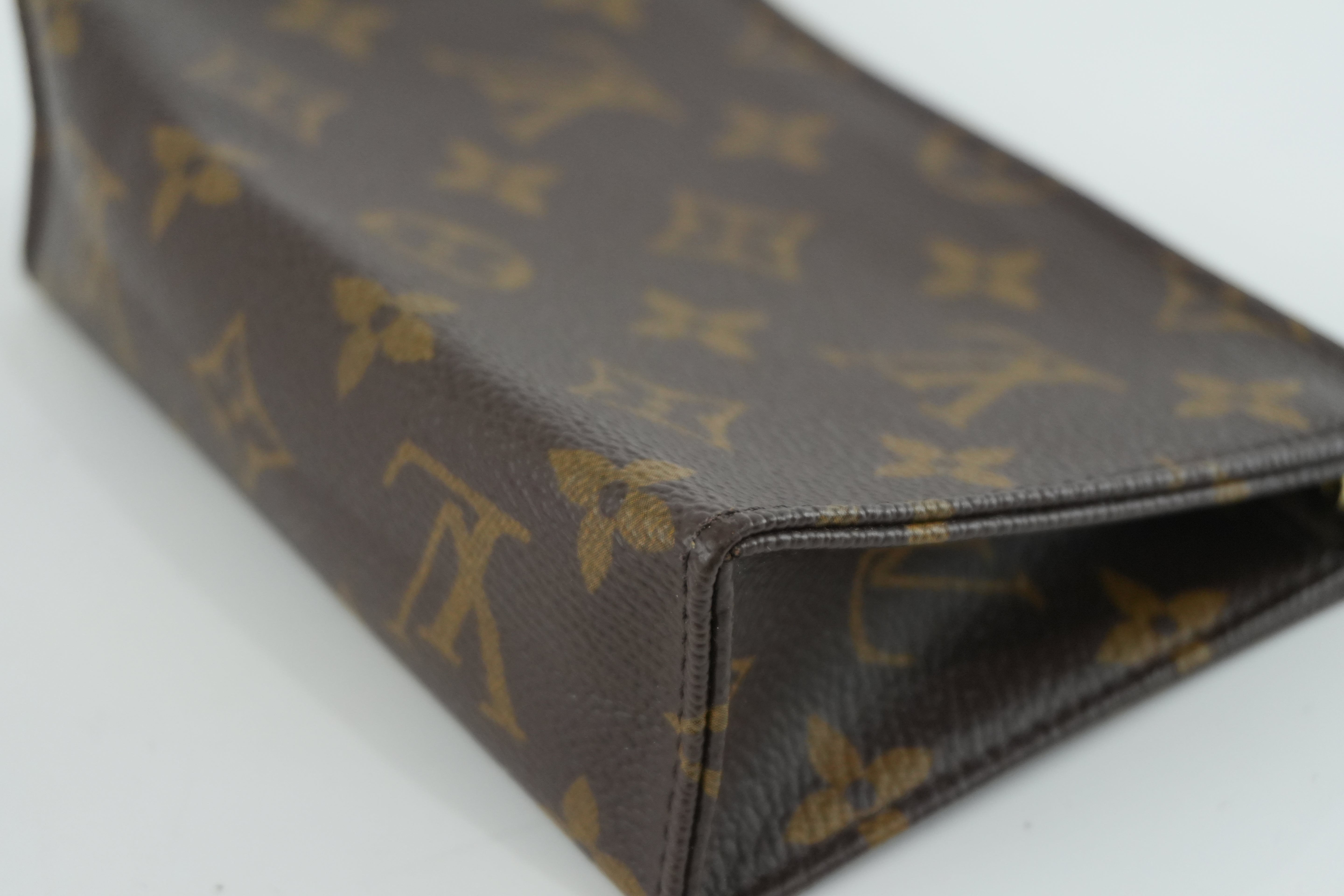 Louis Vuitton Monogram Toiletry 15 Pouch Used