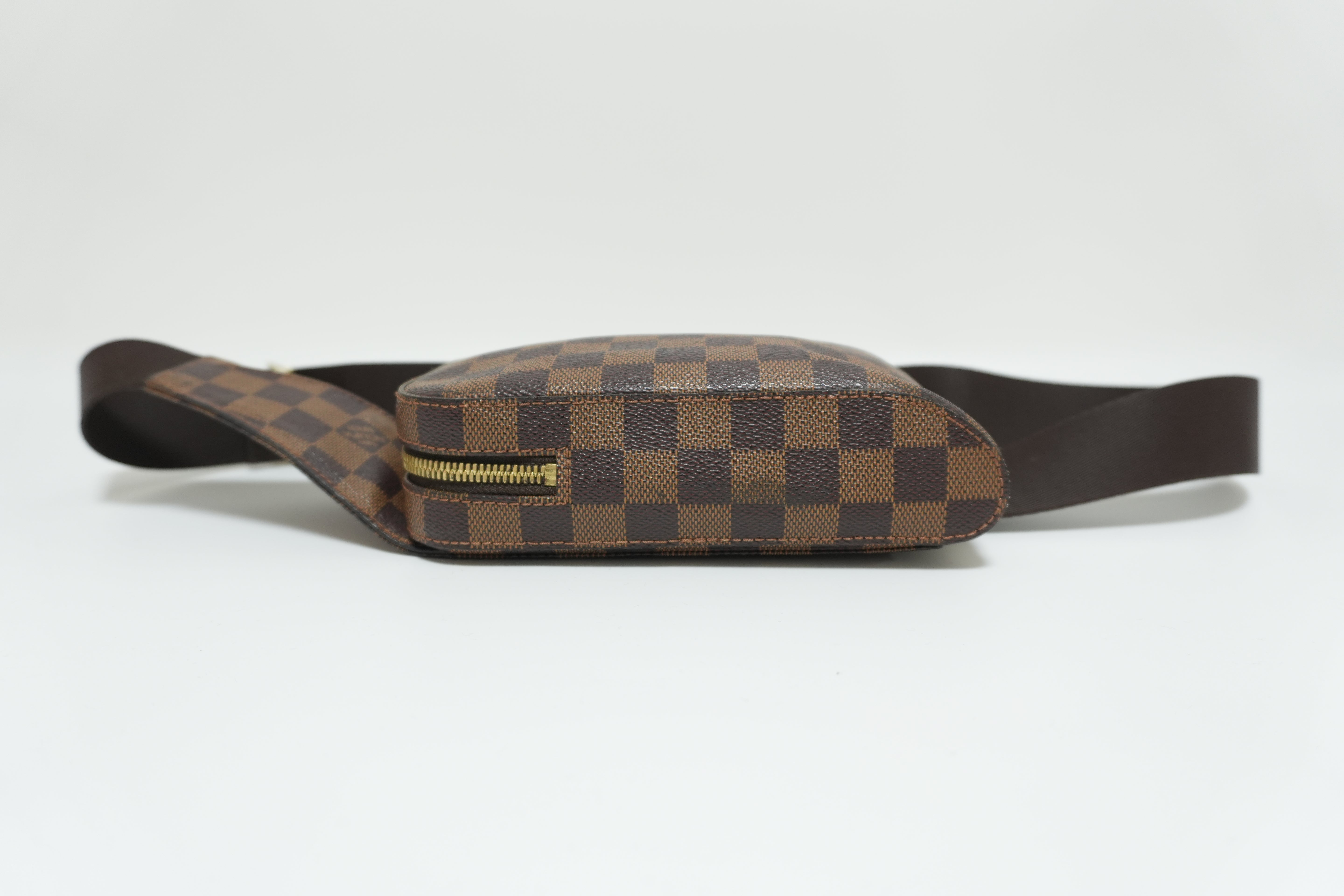 Louis Vuitton Geronimo Body Bag Used