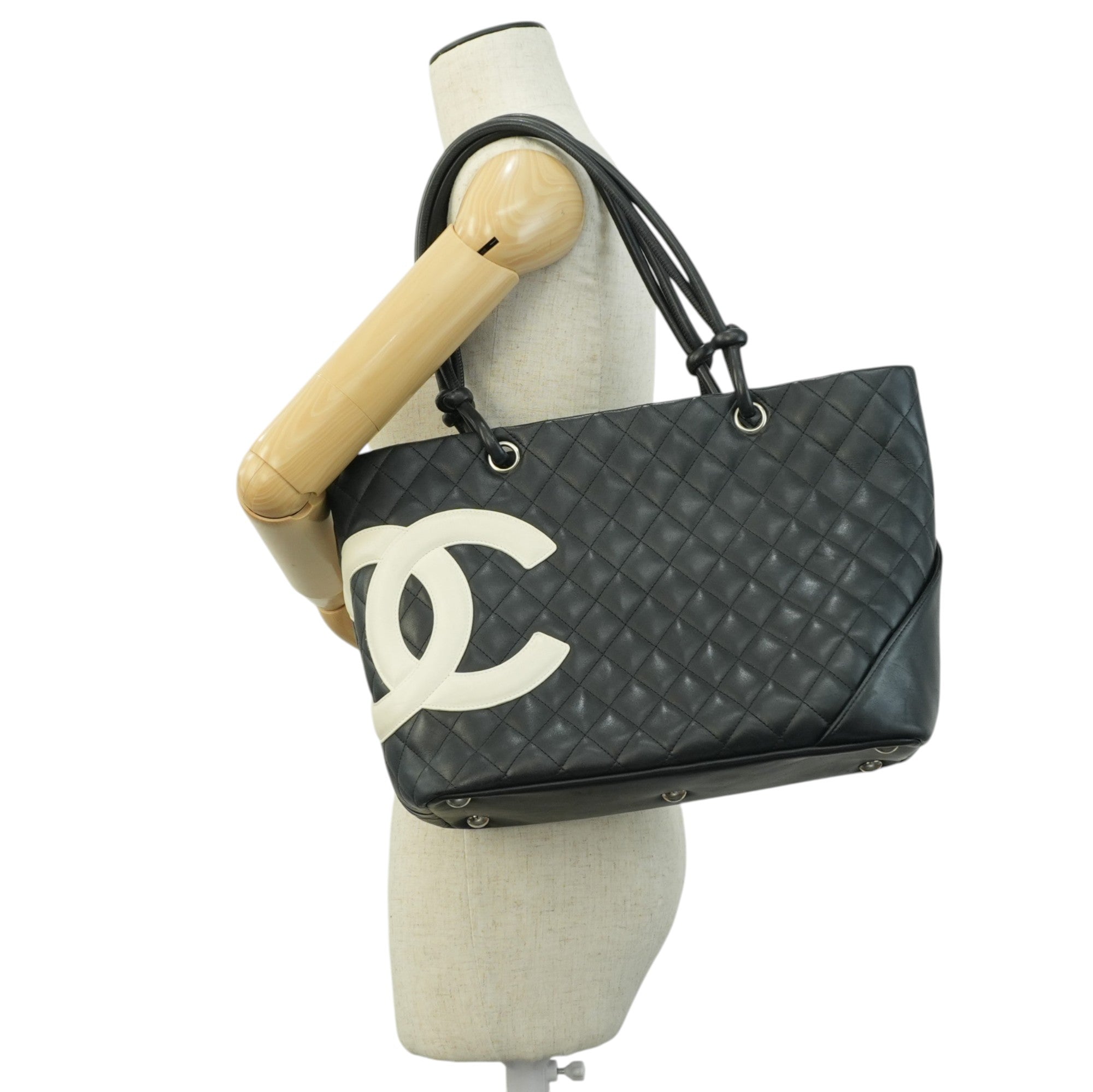 Chanel Leather Tote Bag Black Used