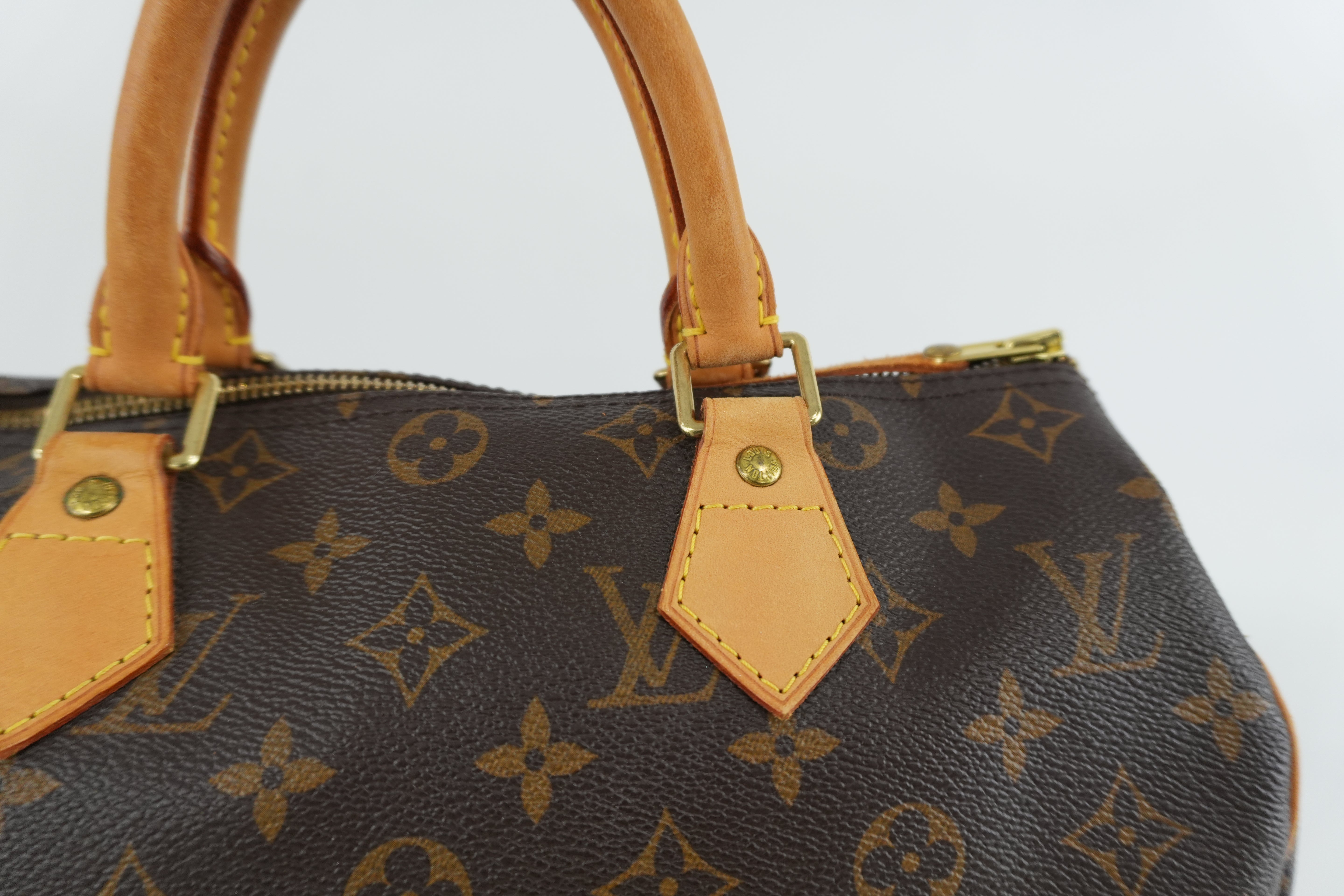 Louis Vuitton Speedy 30 Handbag Used