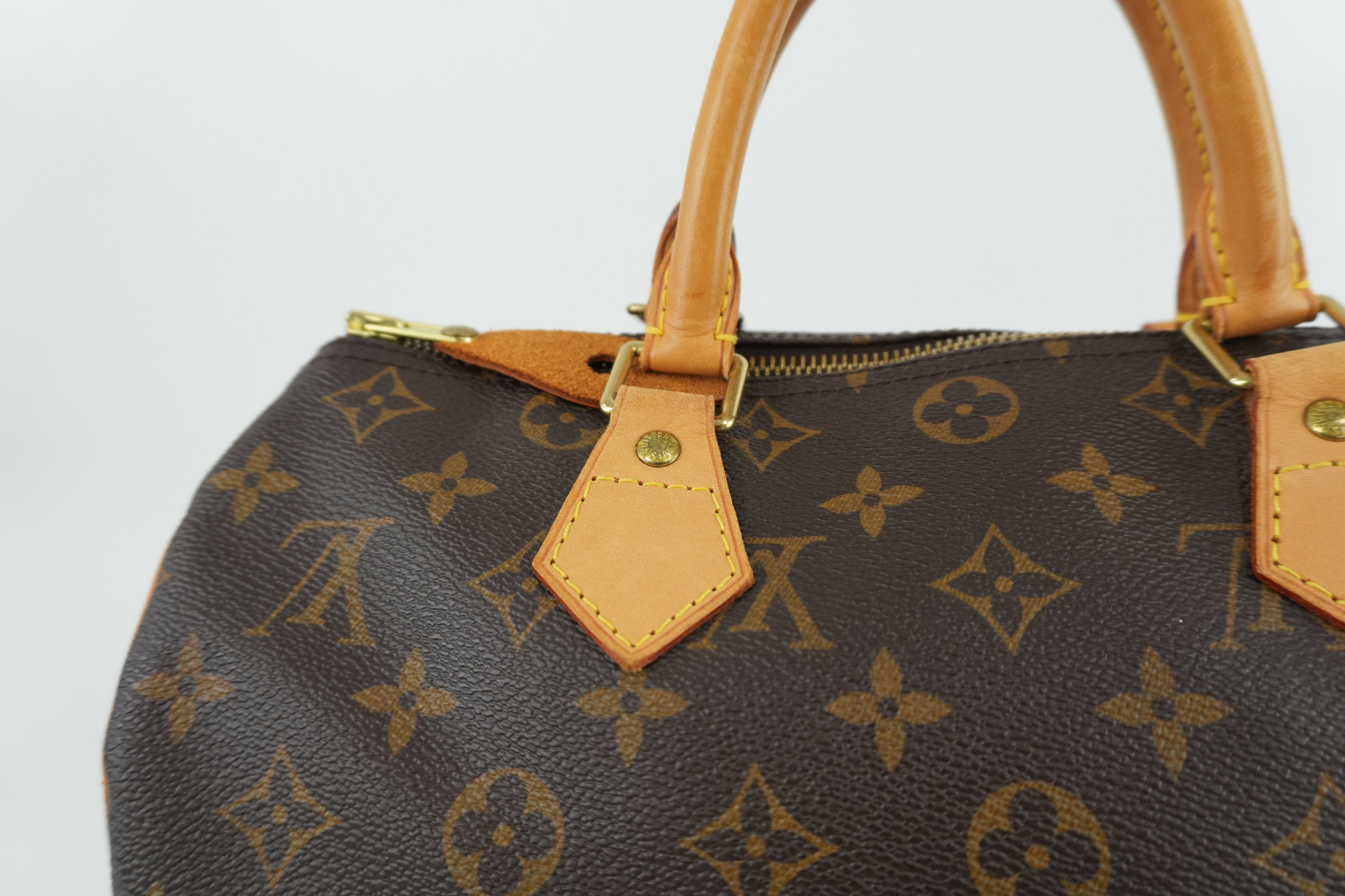 Louis Vuitton Speedy 30 Handbag Used