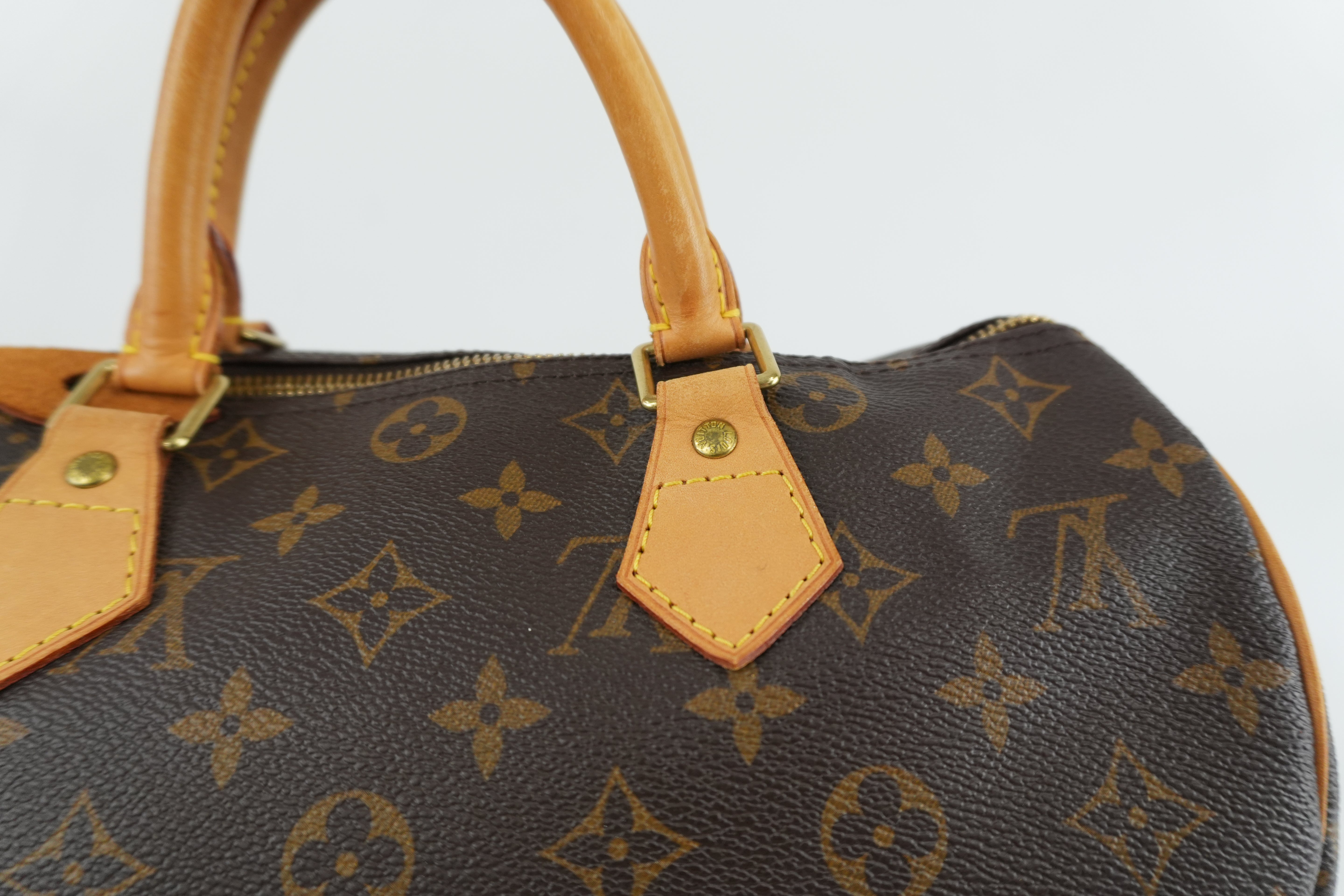 Louis Vuitton Speedy 30 Handbag Used