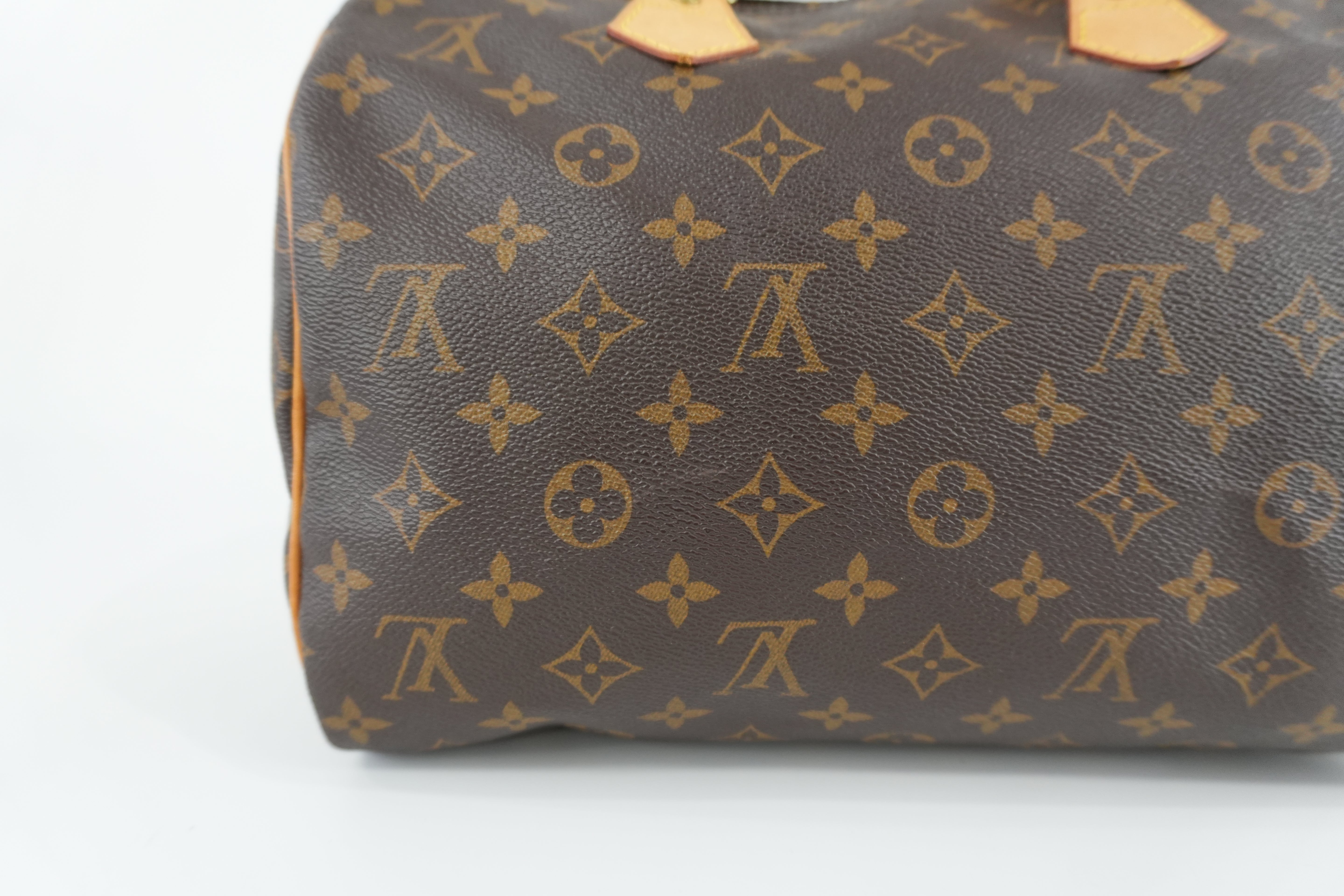 Louis Vuitton Speedy 30 Handbag Used