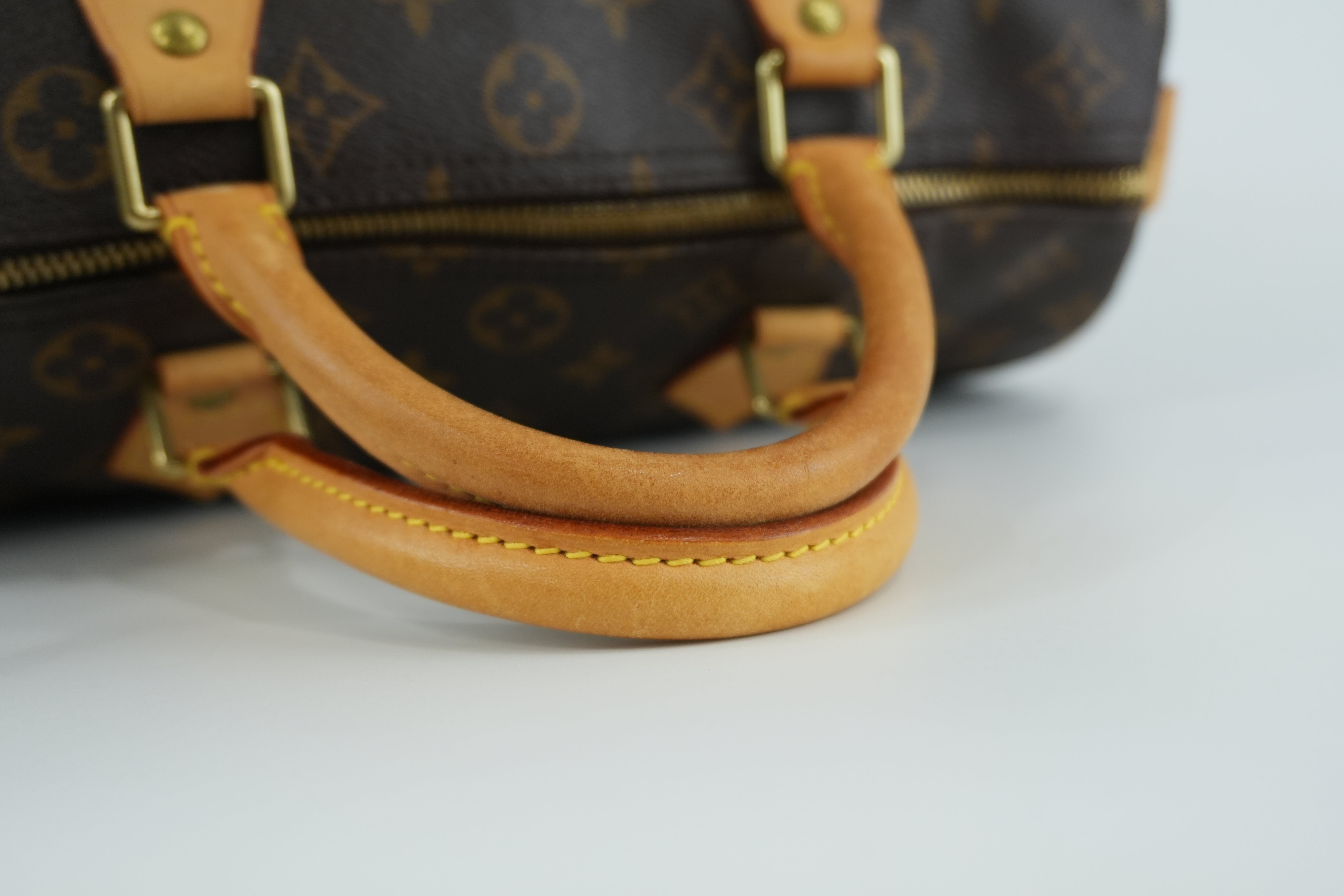 Louis Vuitton Speedy 30 Handbag Used