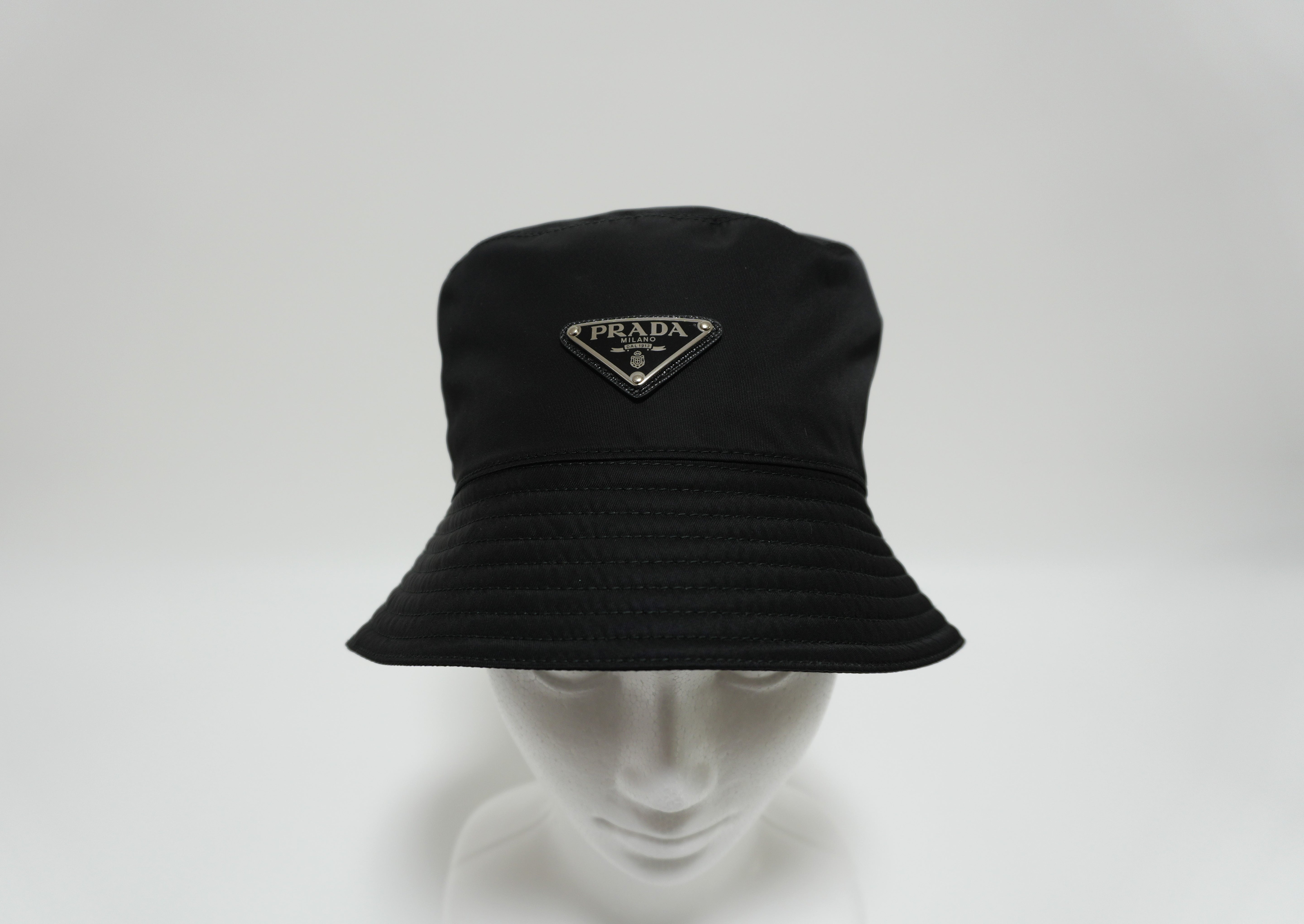 Prada Bucket Hat Black Used