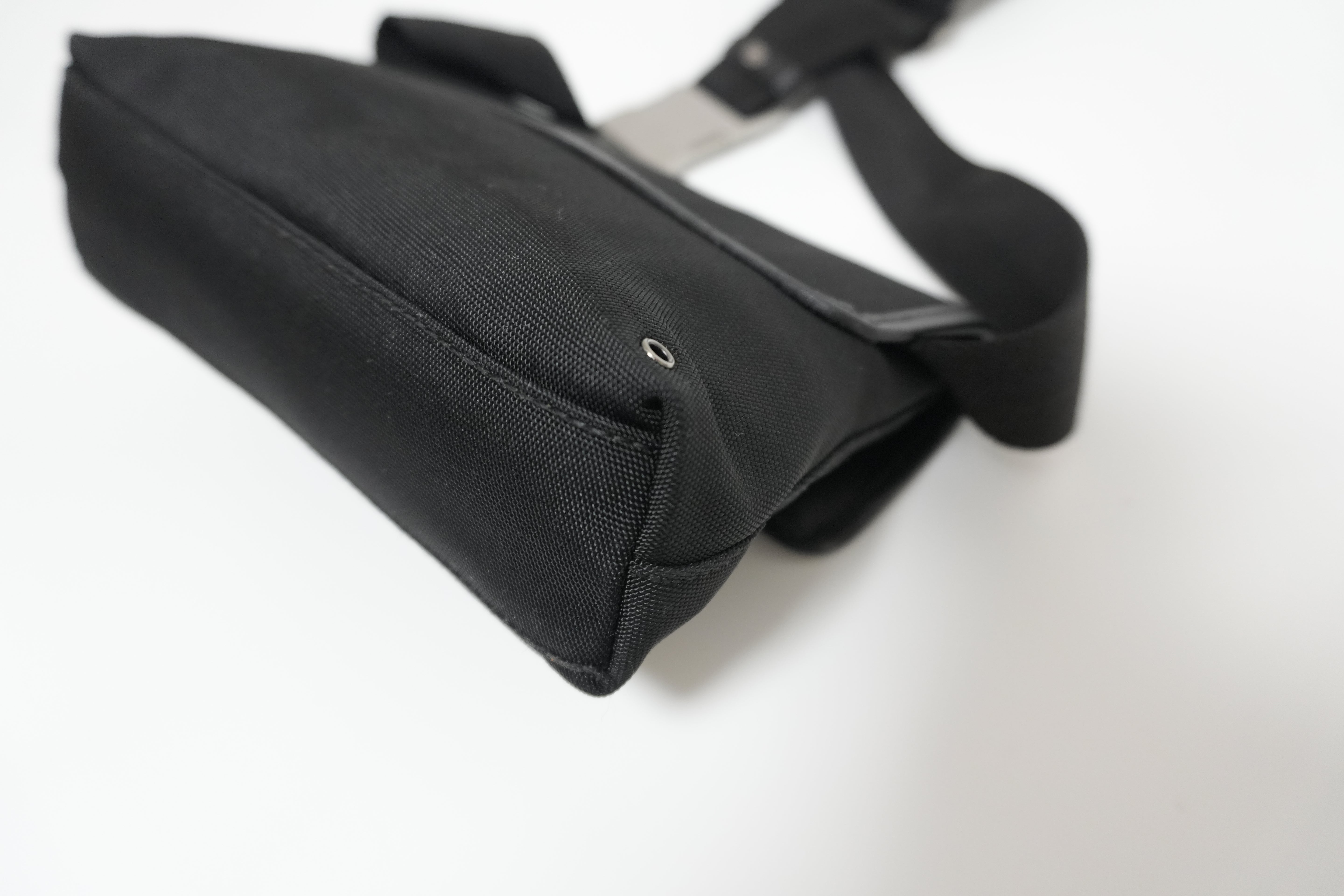 Gucci Canvas Waist Bag Black Used