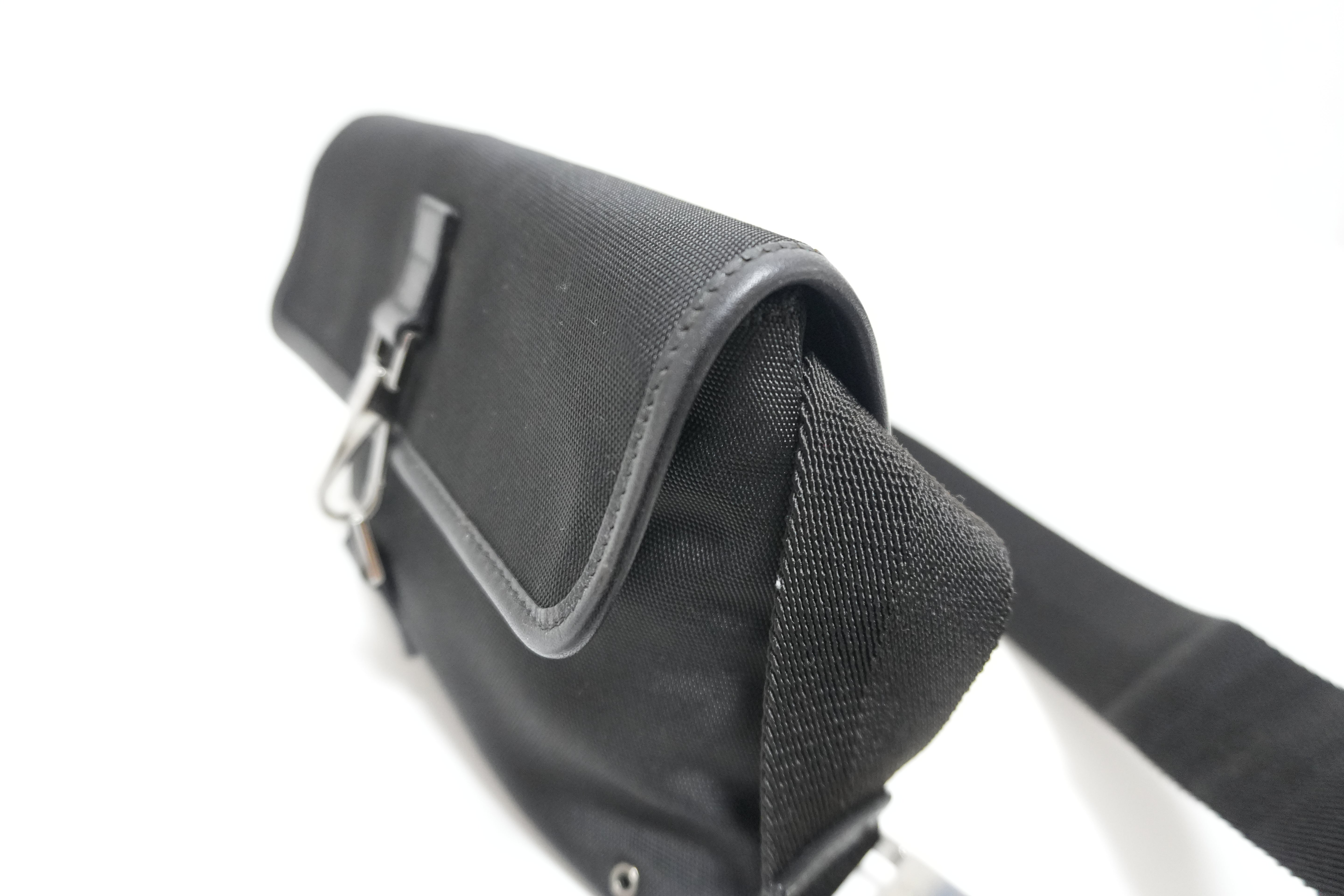 Gucci Canvas Waist Bag Black Used