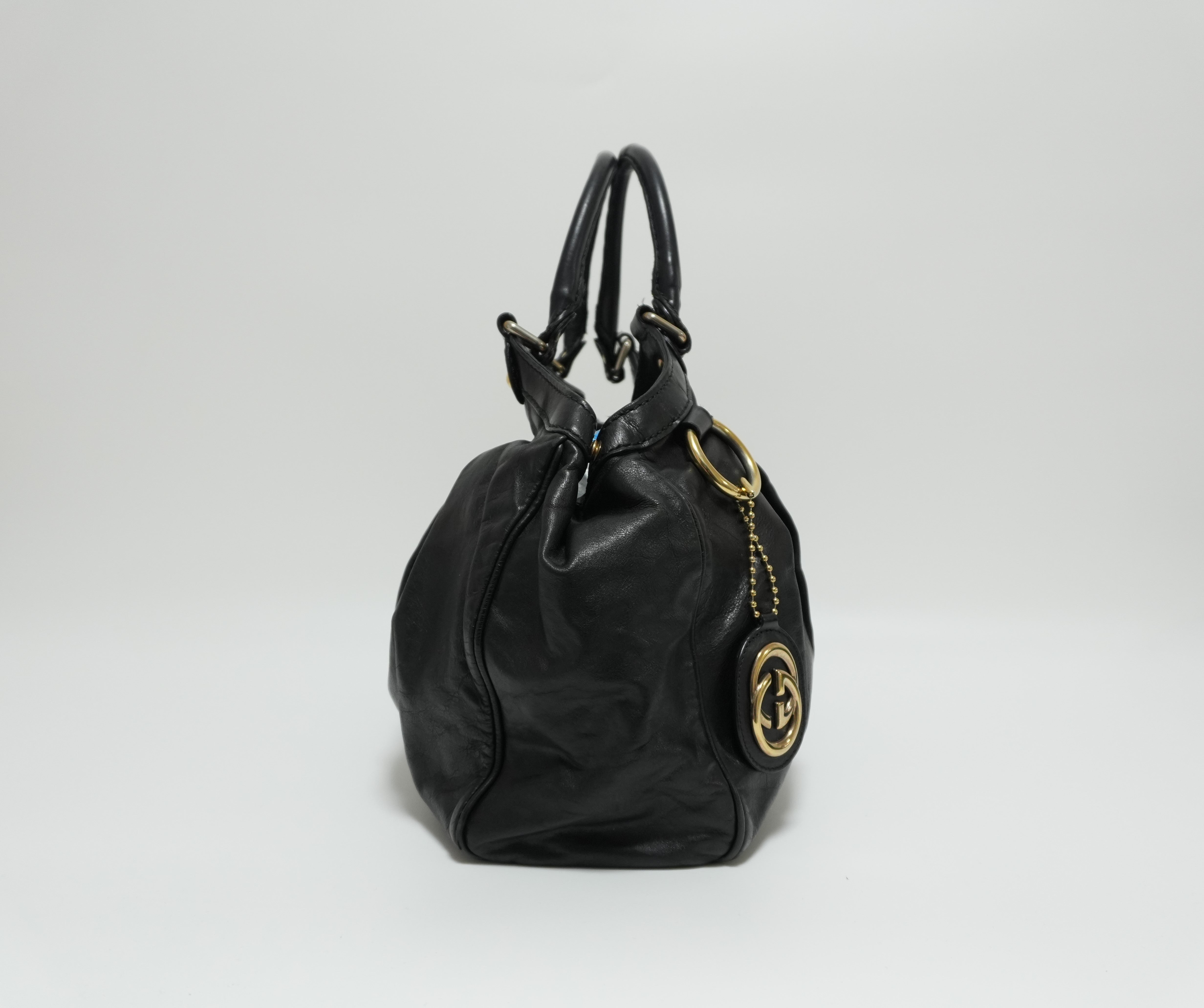 Gucci Leather Suckey Shoulder Bag Black Used