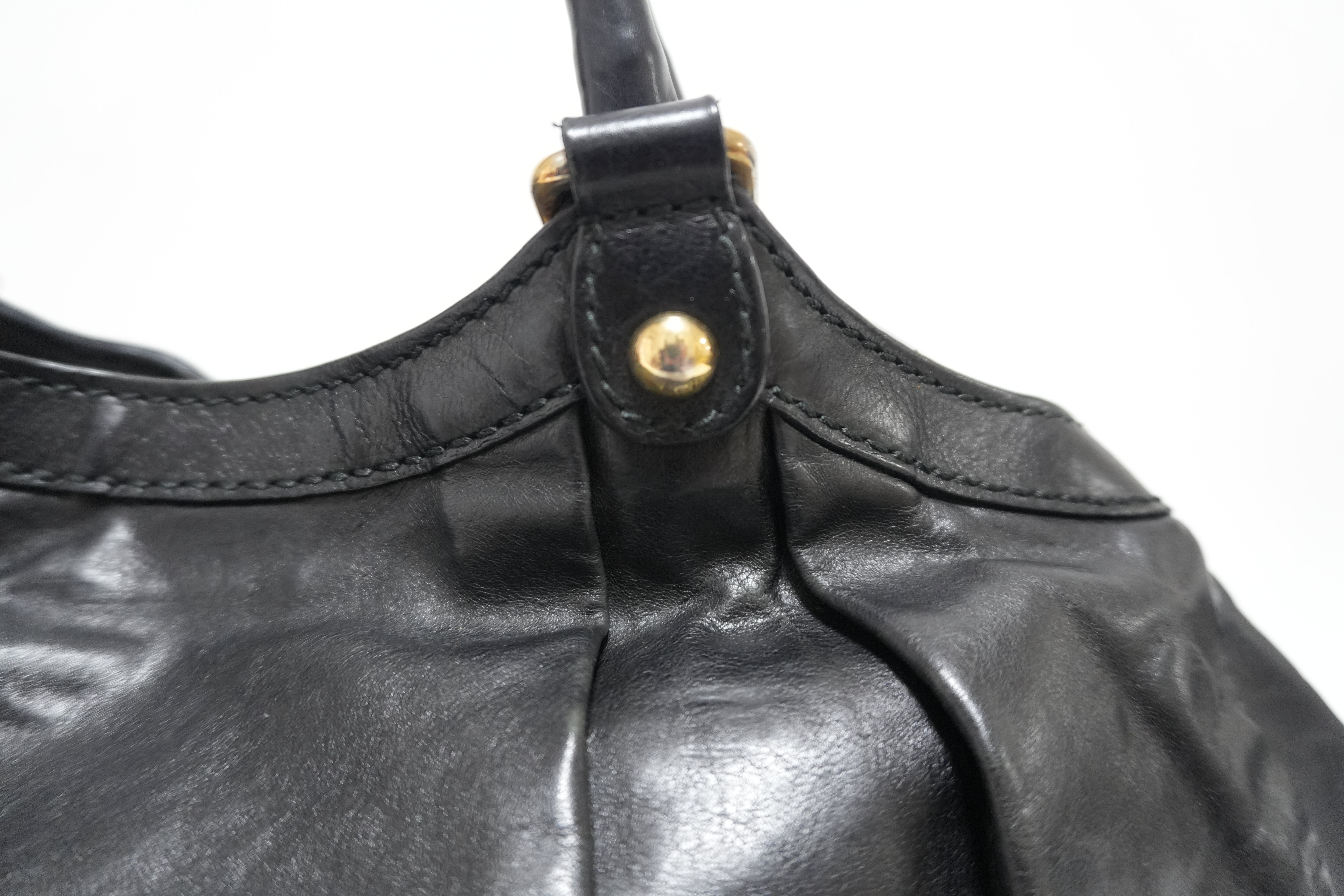 Gucci Leather Suckey Shoulder Bag Black Used