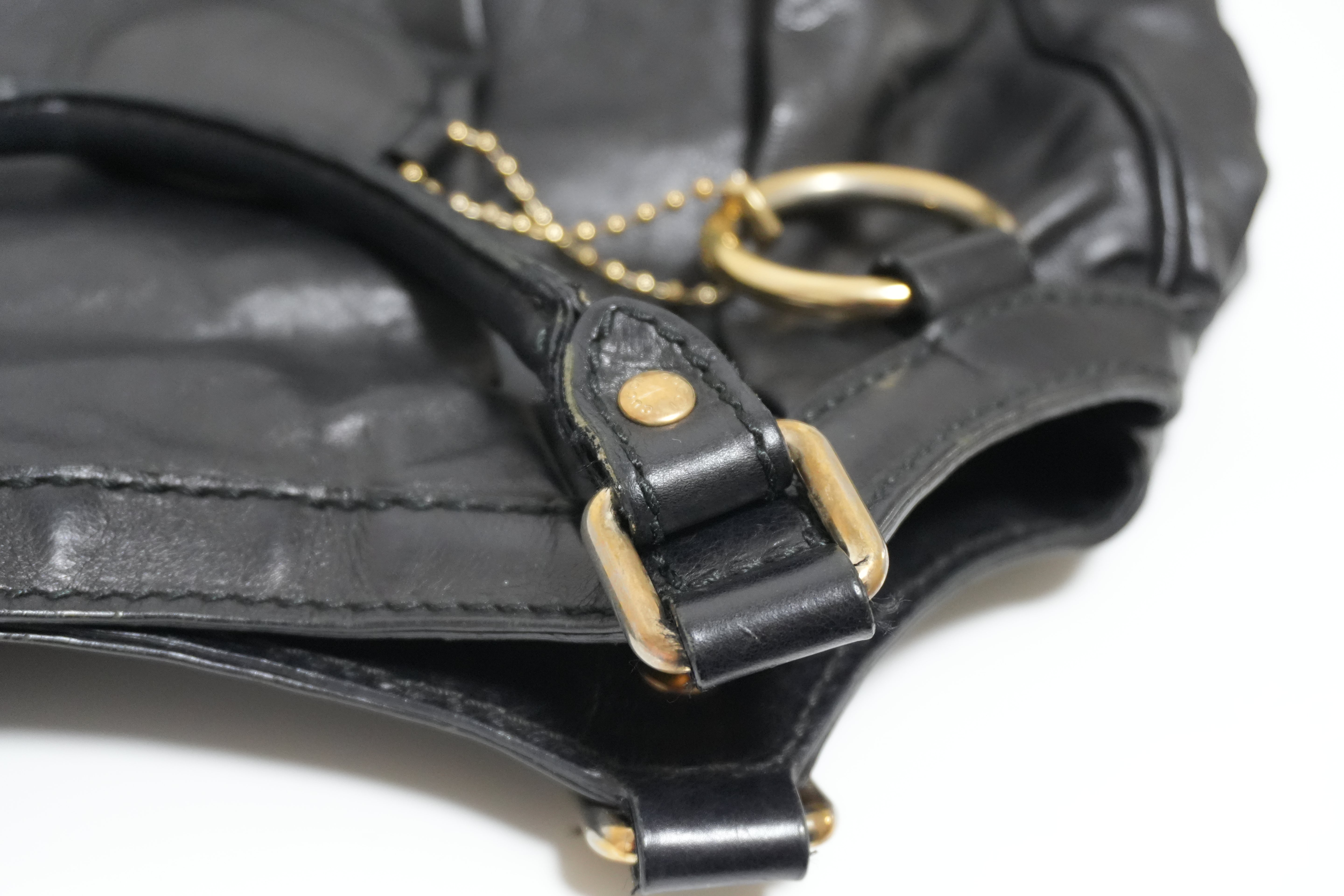 Gucci Leather Suckey Shoulder Bag Black Used