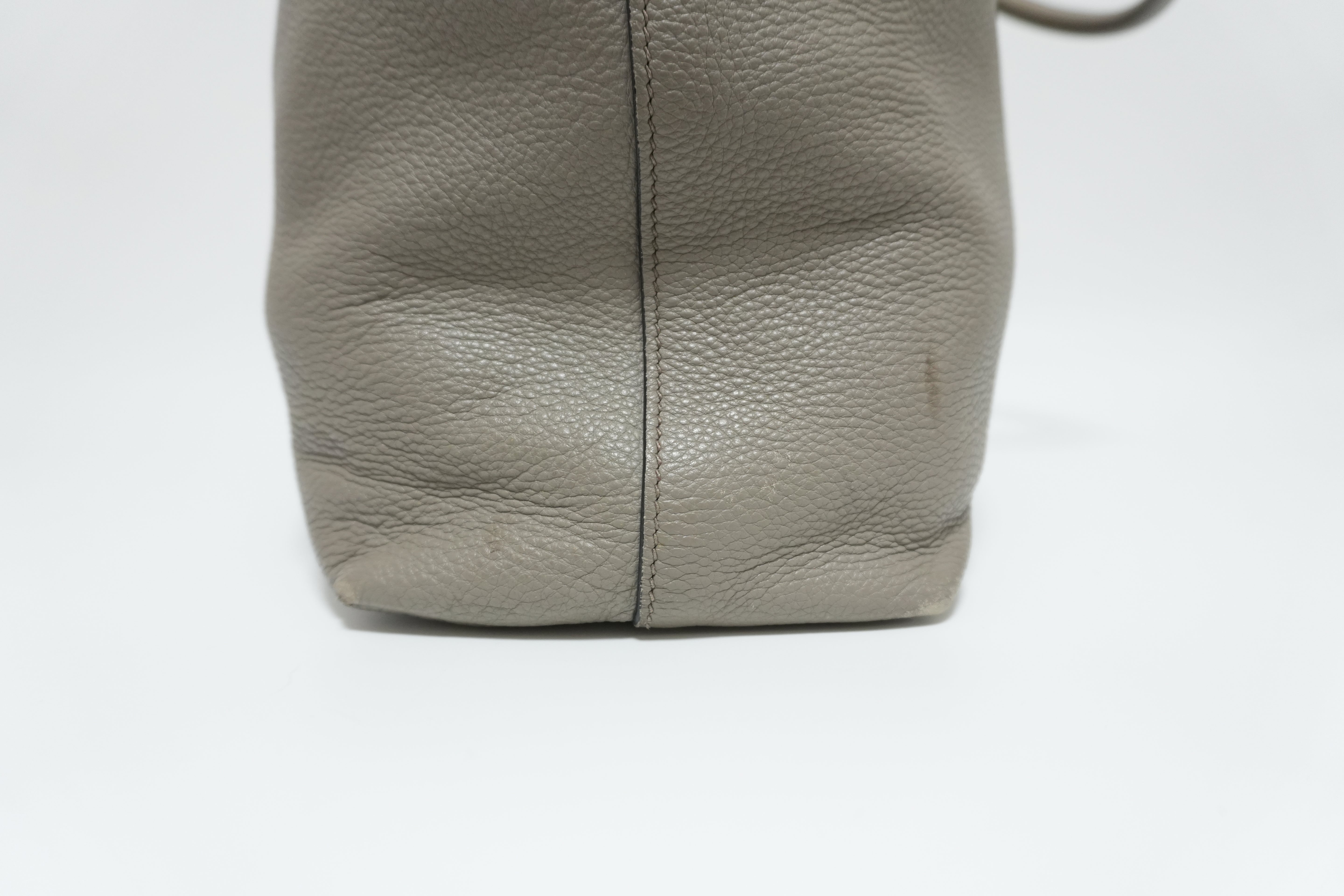 Prada Leather Daino Tote Bag Used