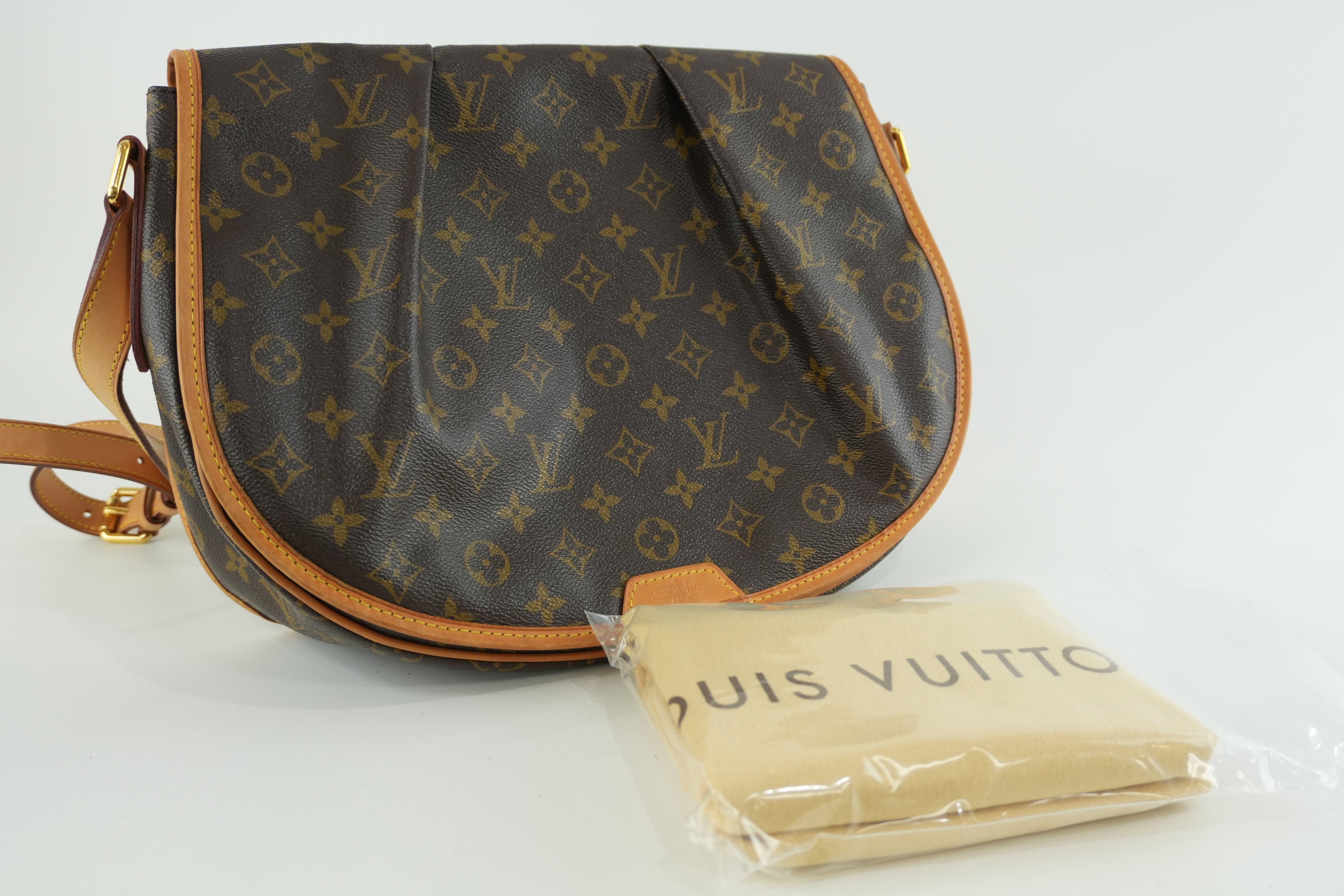 Louis Vuitton Monogram Menilmontant MM Shoulder Bag Used