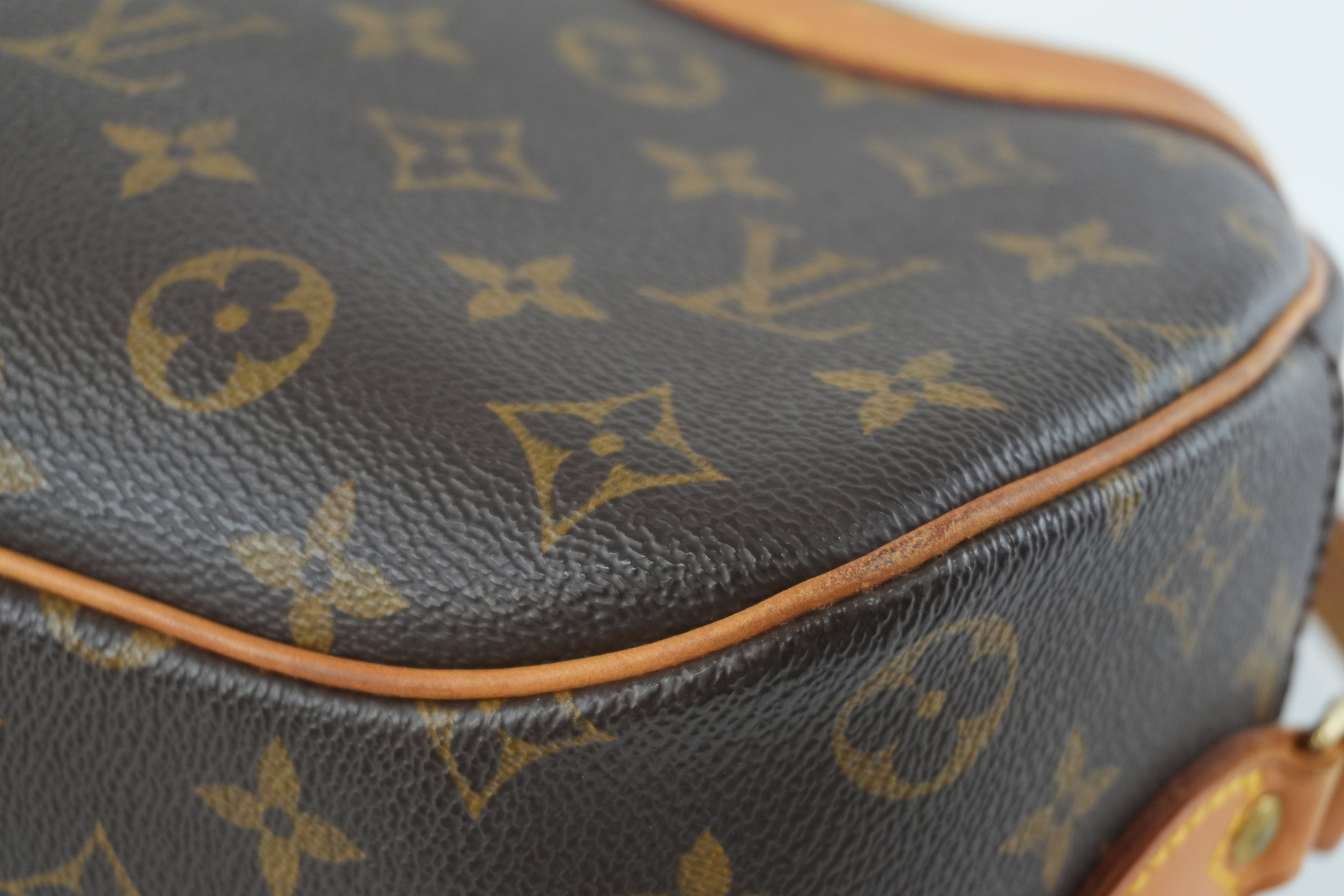 Louis Vuitton Monogram Blois Shoulder Bag Used