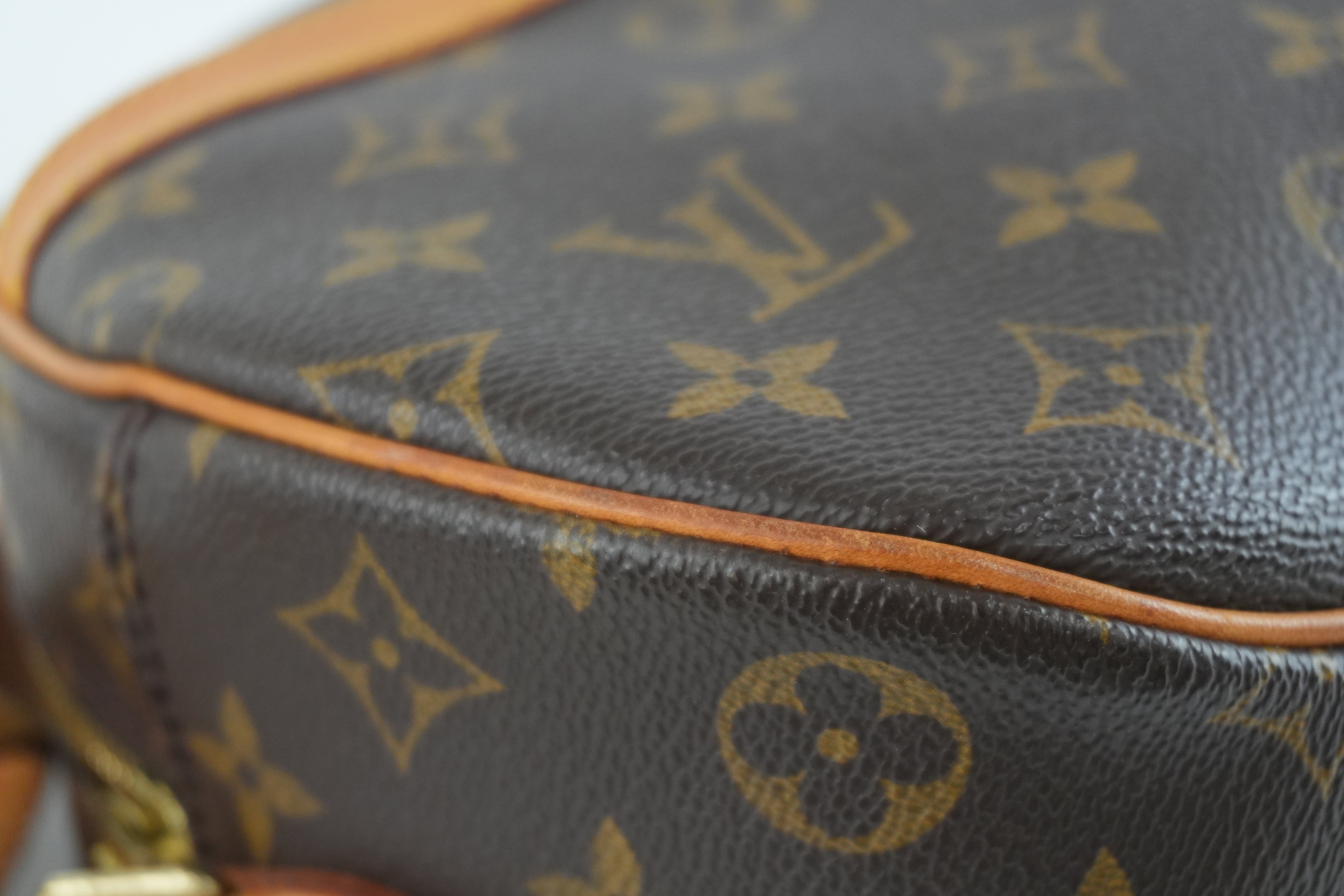 Louis Vuitton Monogram Blois Shoulder Bag Used