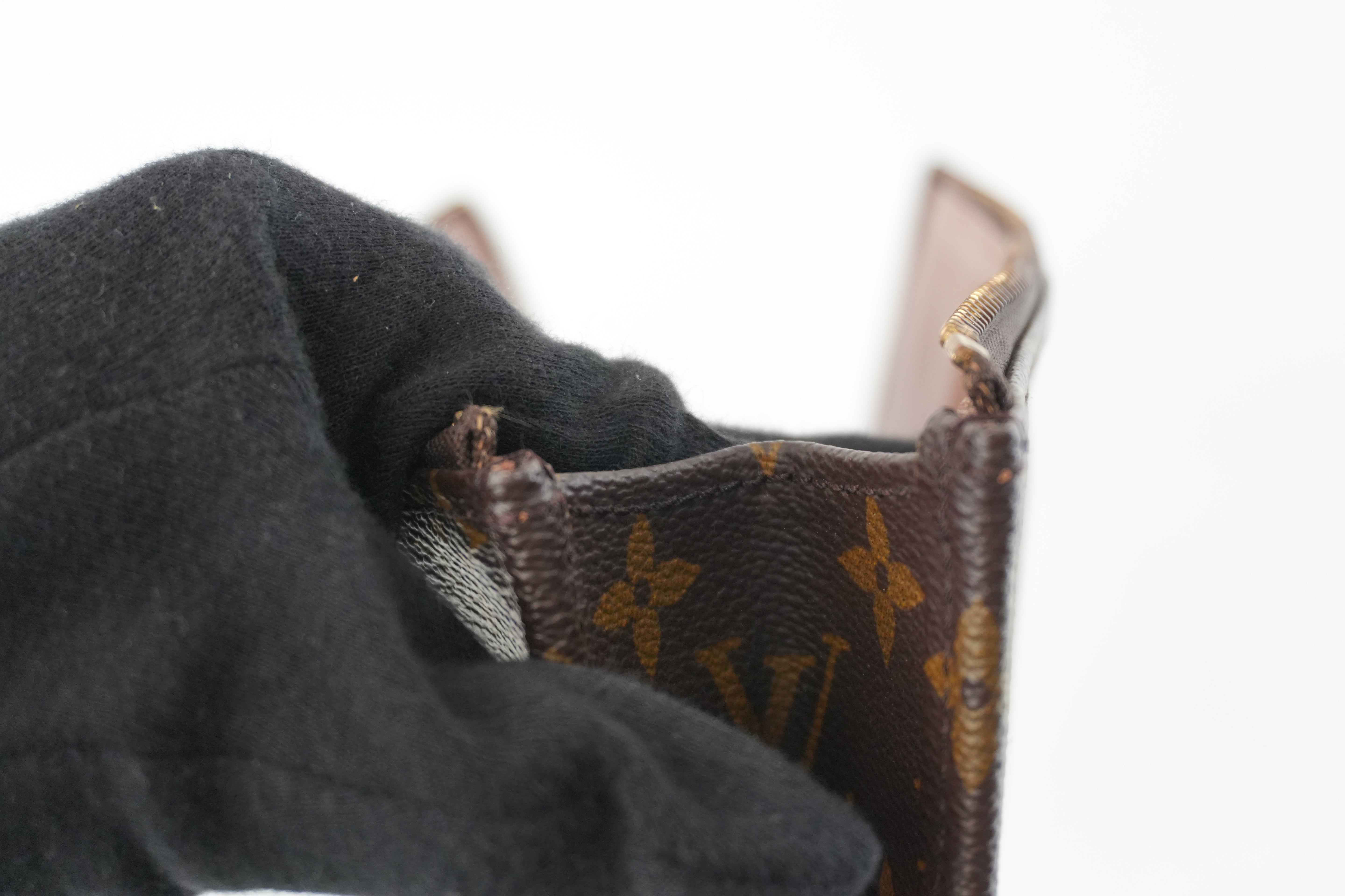 Louis Vuitton Monogram Pochette Document Used