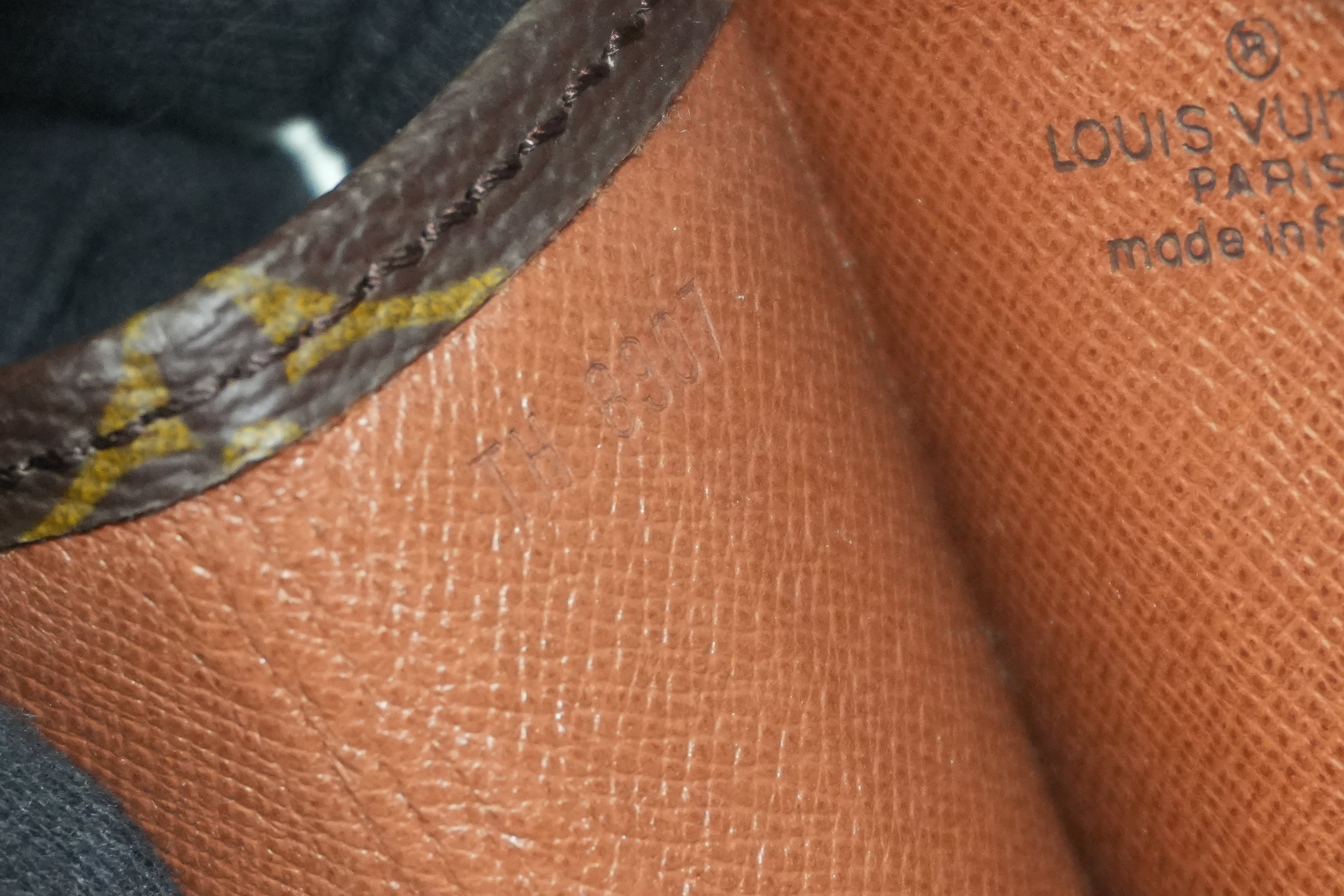 Louis Vuitton Monogram Pochette Document Used