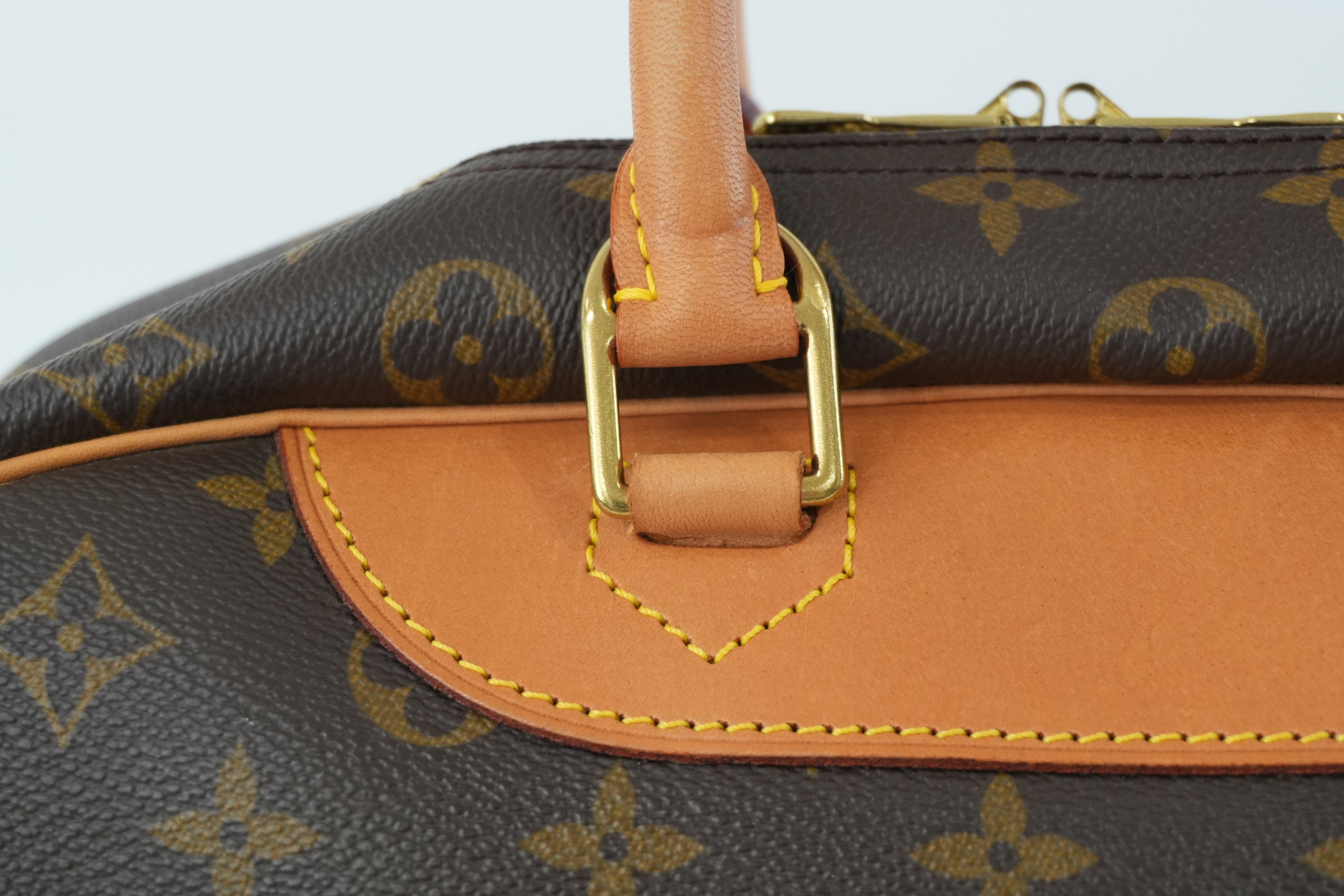 Louis Vuitton Monogram Deauville Handbag Used