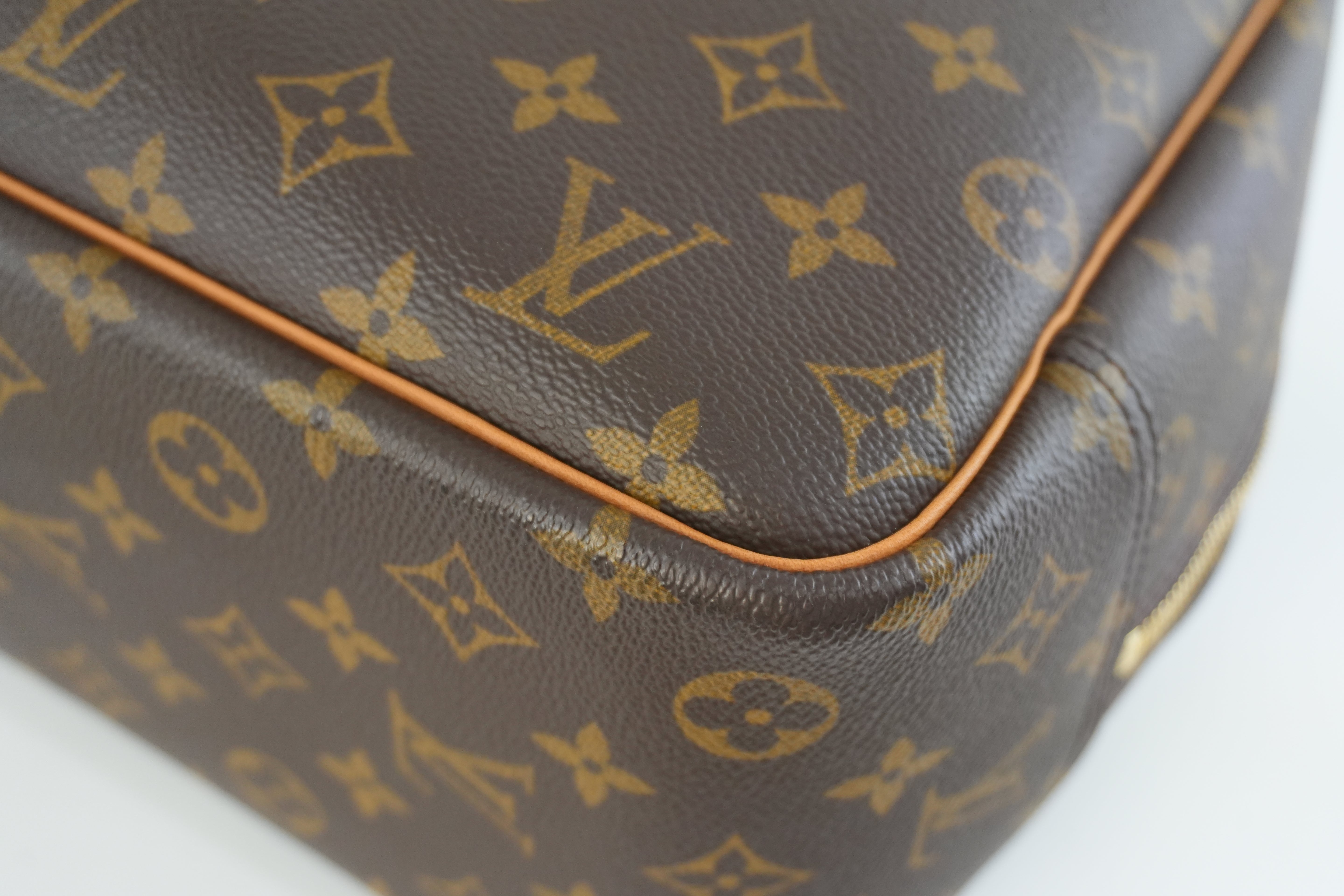 Louis Vuitton Monogram Deauville Handbag Used