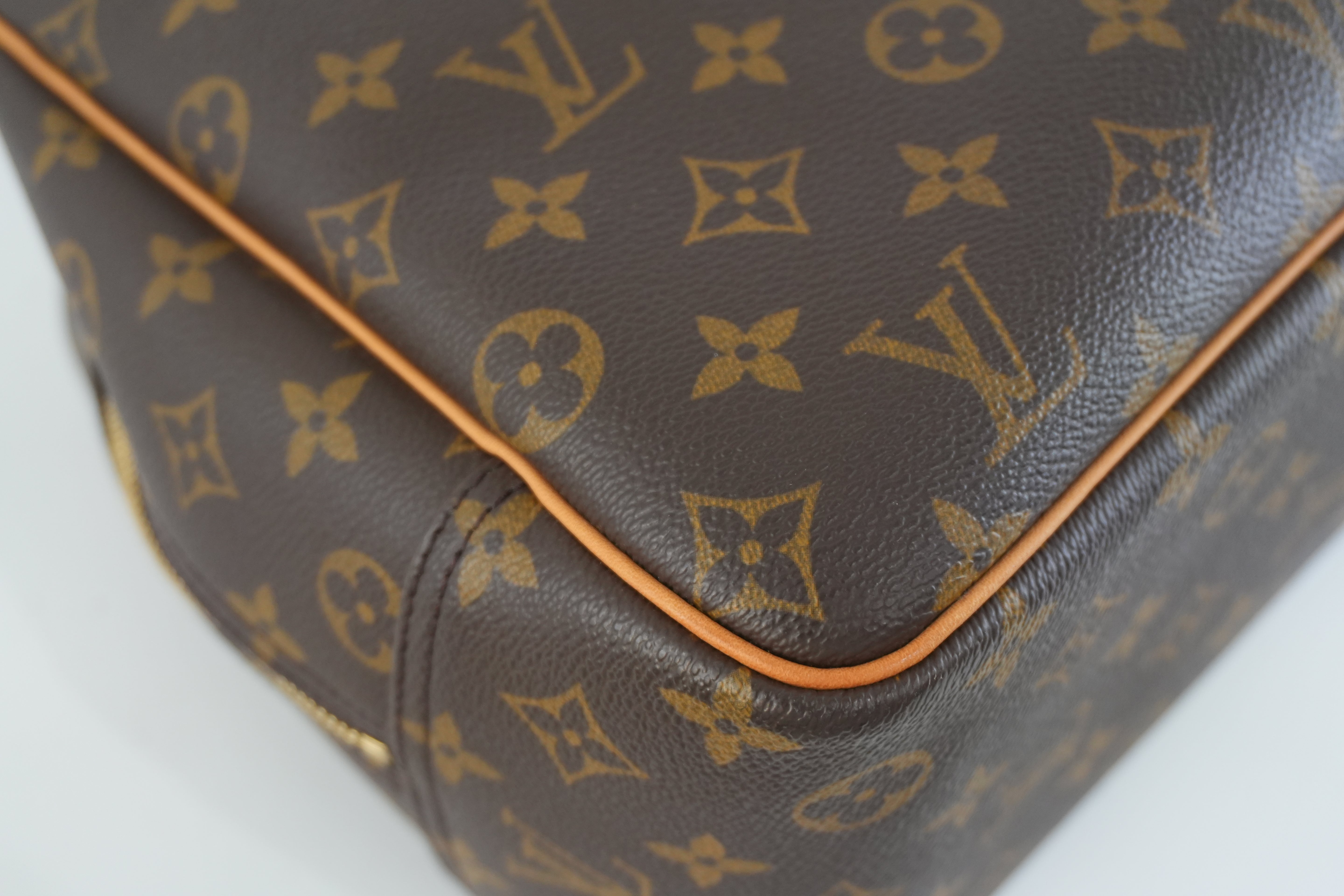 Louis Vuitton Monogram Deauville Handbag Used