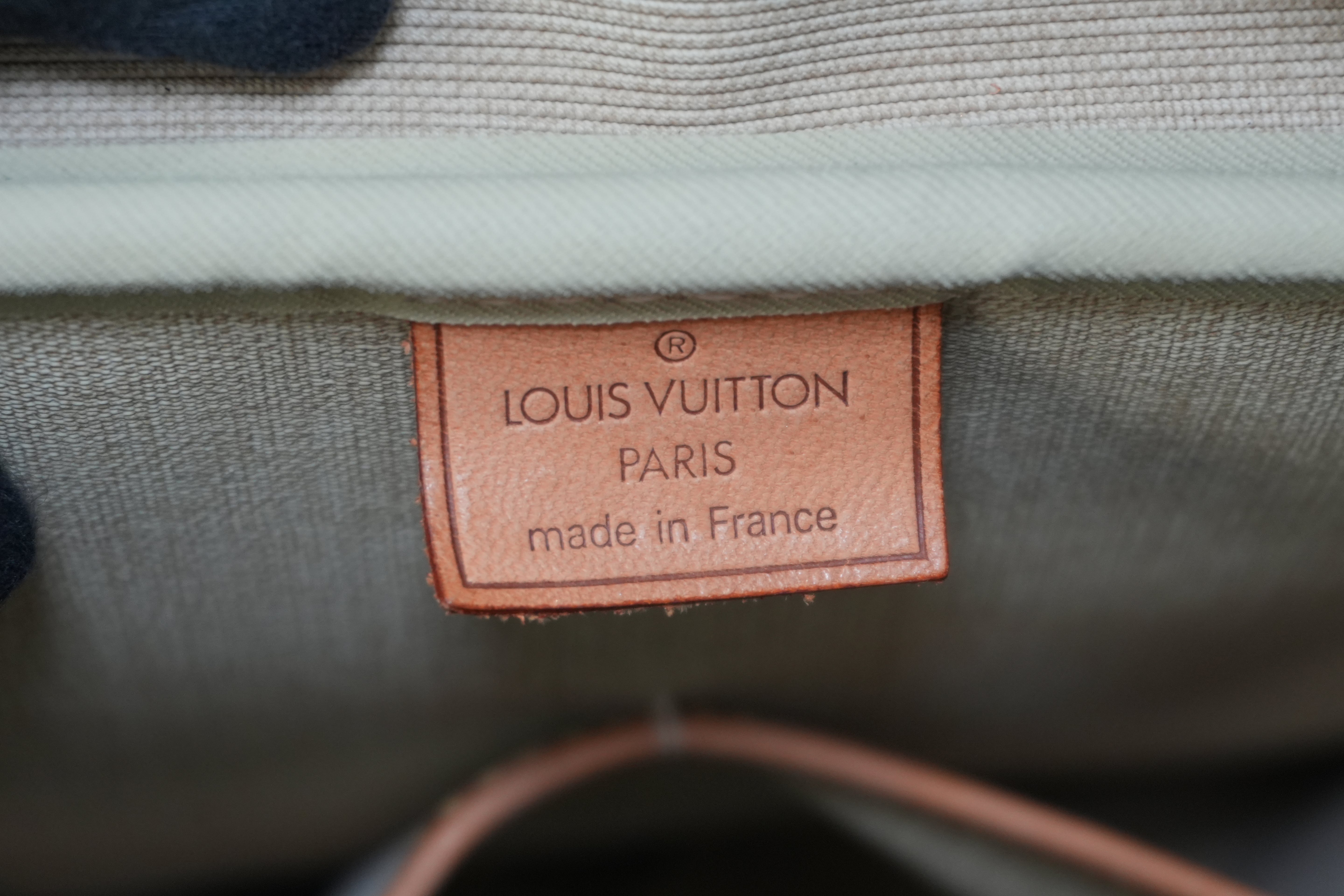Louis Vuitton Monogram Deauville Handbag Used