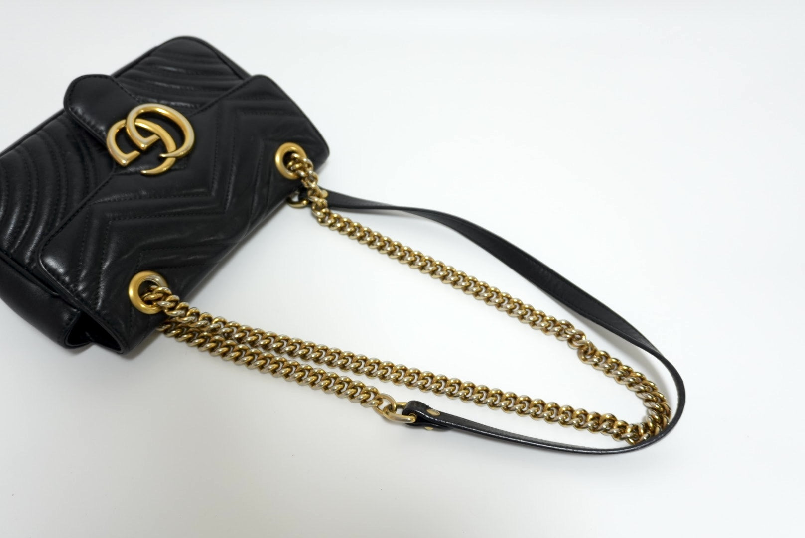 Gucci Mini Marmont Flap Used