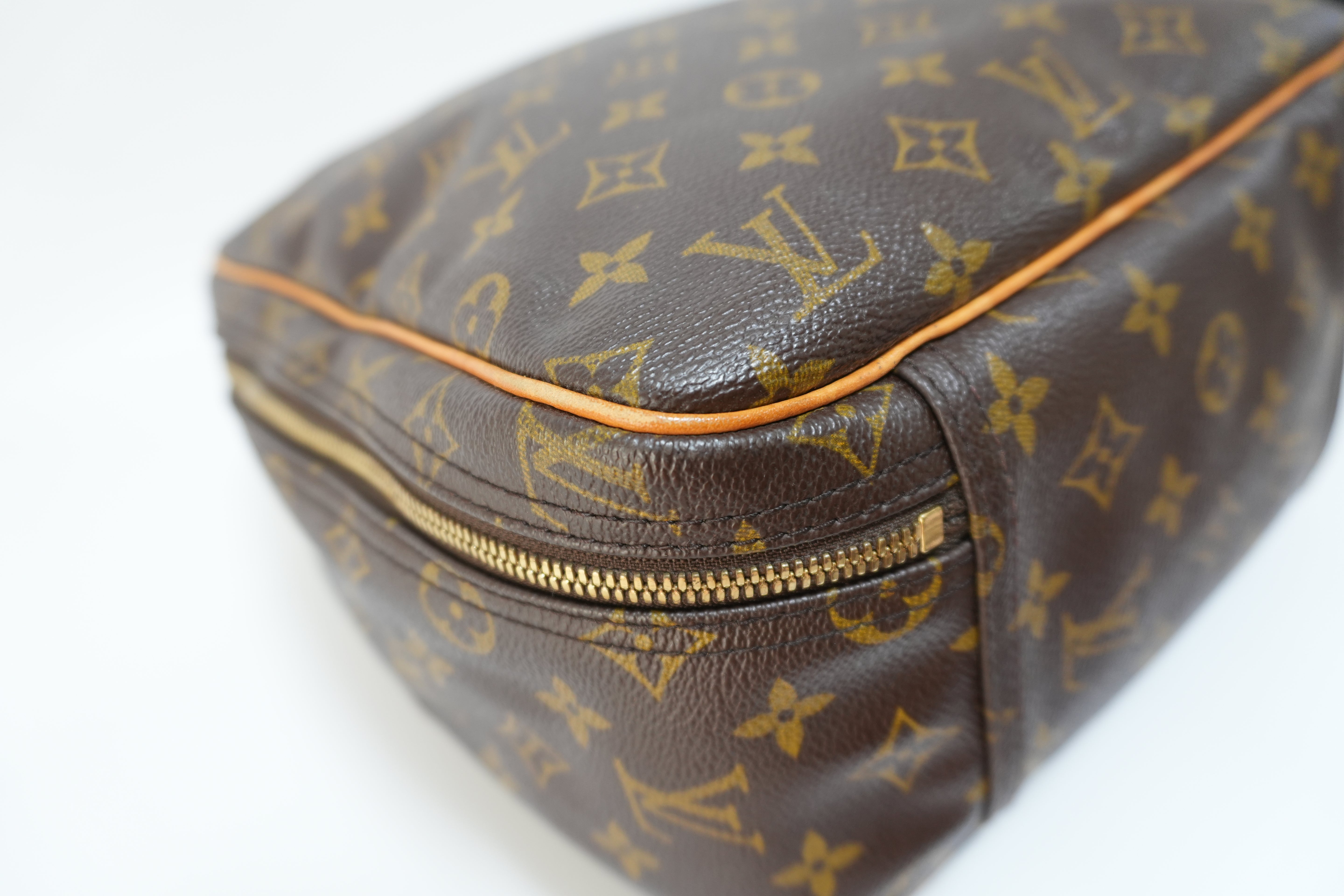 Louis Vuitton Excursion Sports Bag Used