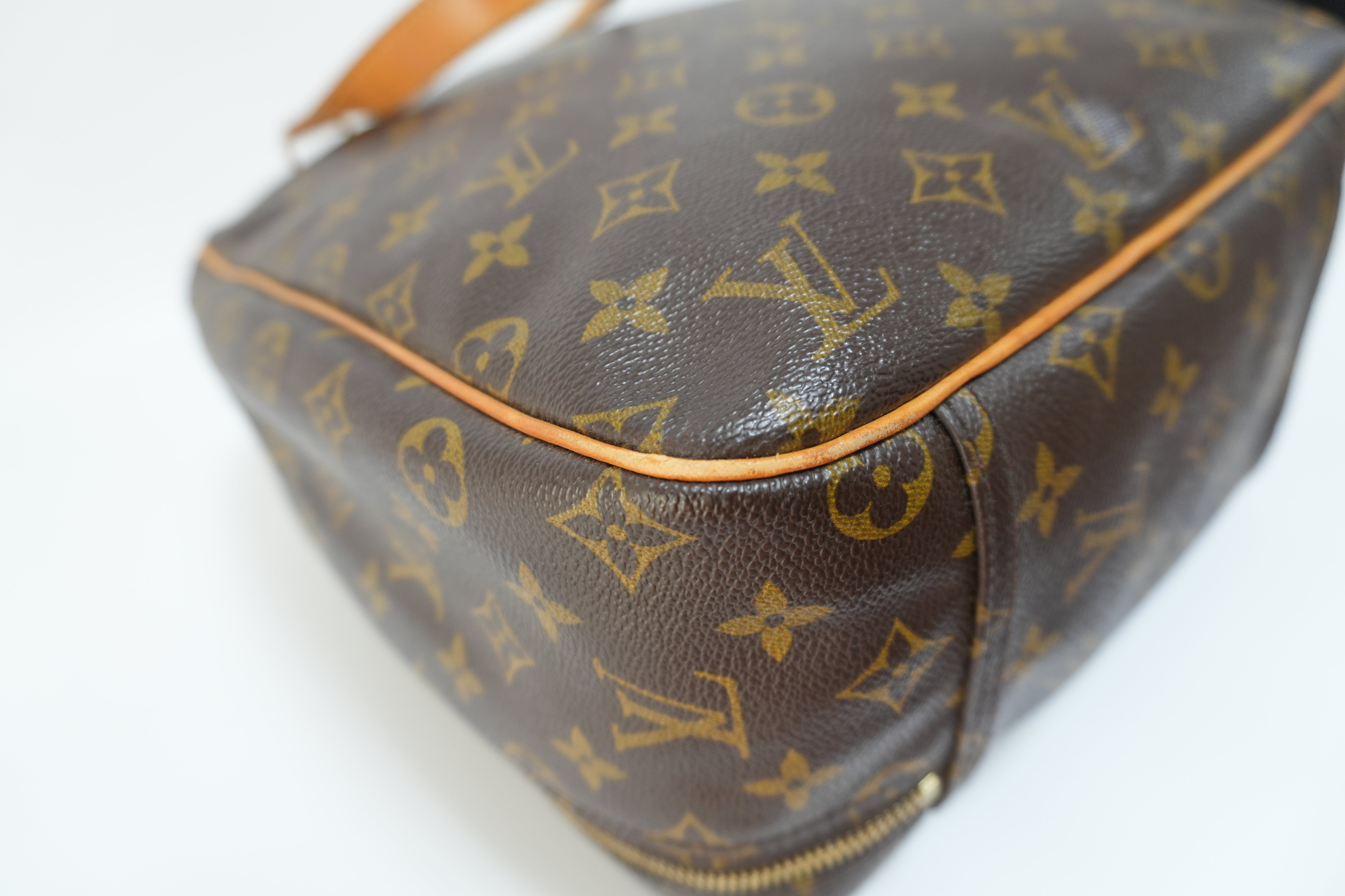 Louis Vuitton Excursion Sports Bag Used