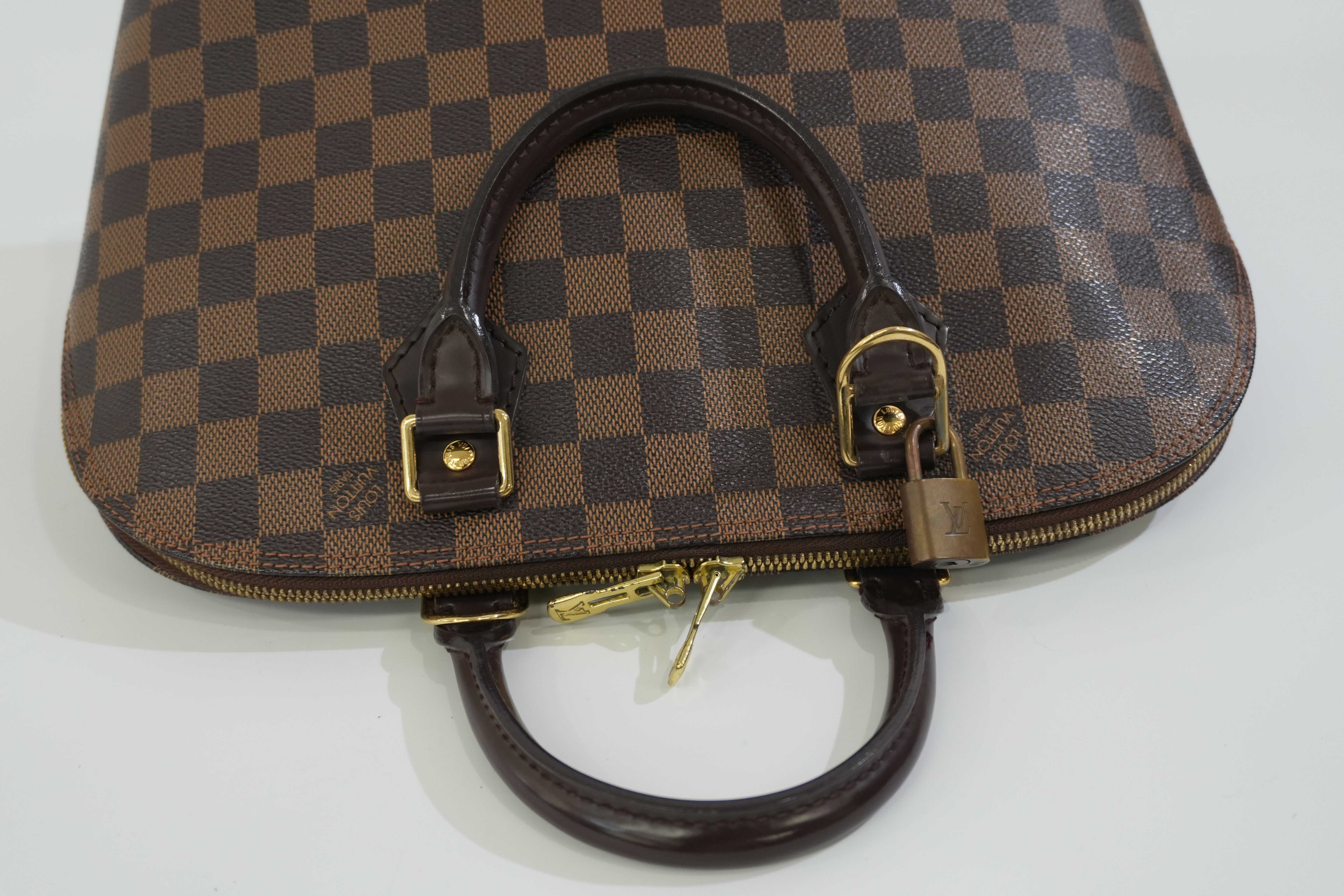 Pre-owned Louis Vuitton Damier Ebene Alma Handbag Used