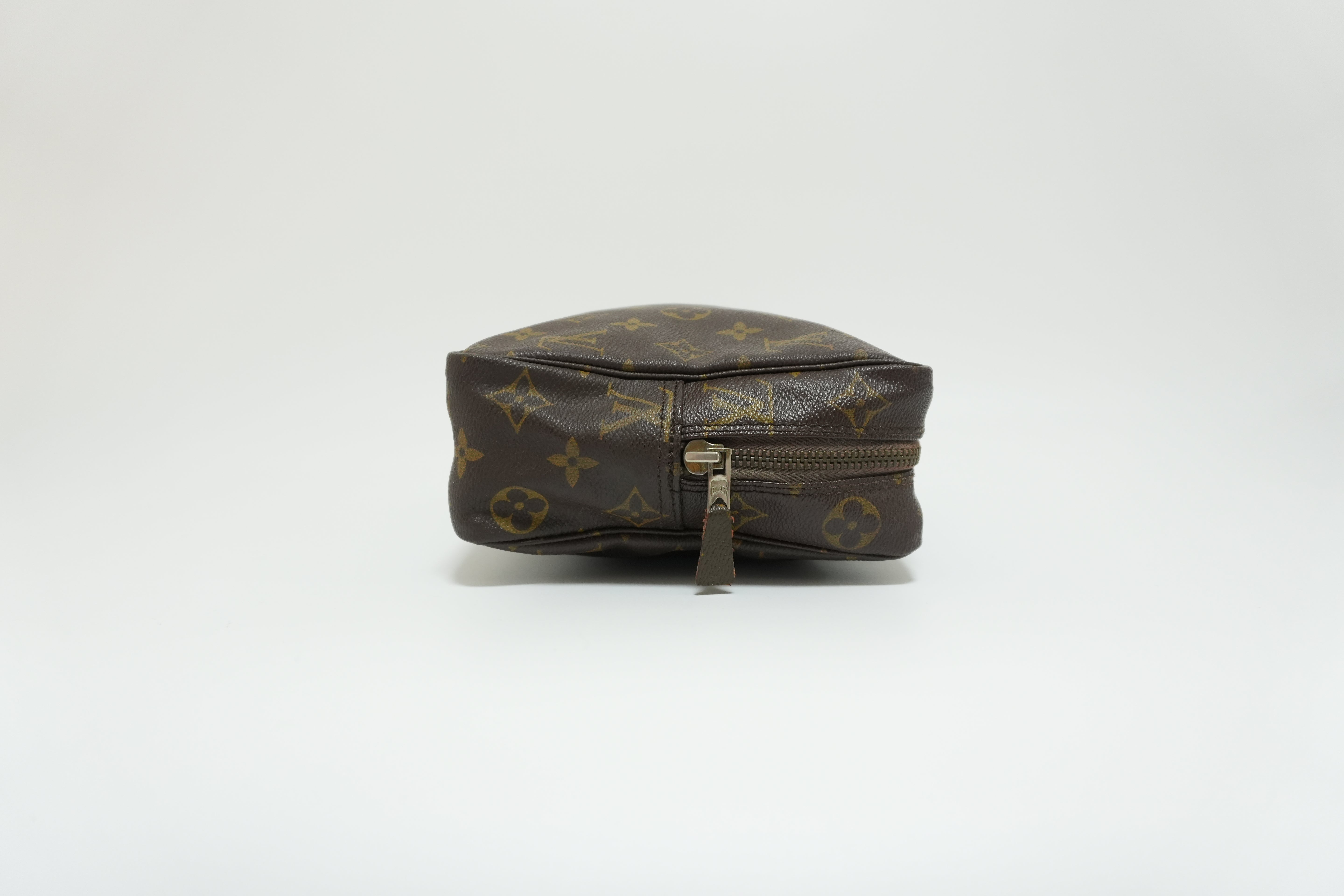 Louis Vuitton Monogram Trousse 28 Brown Used