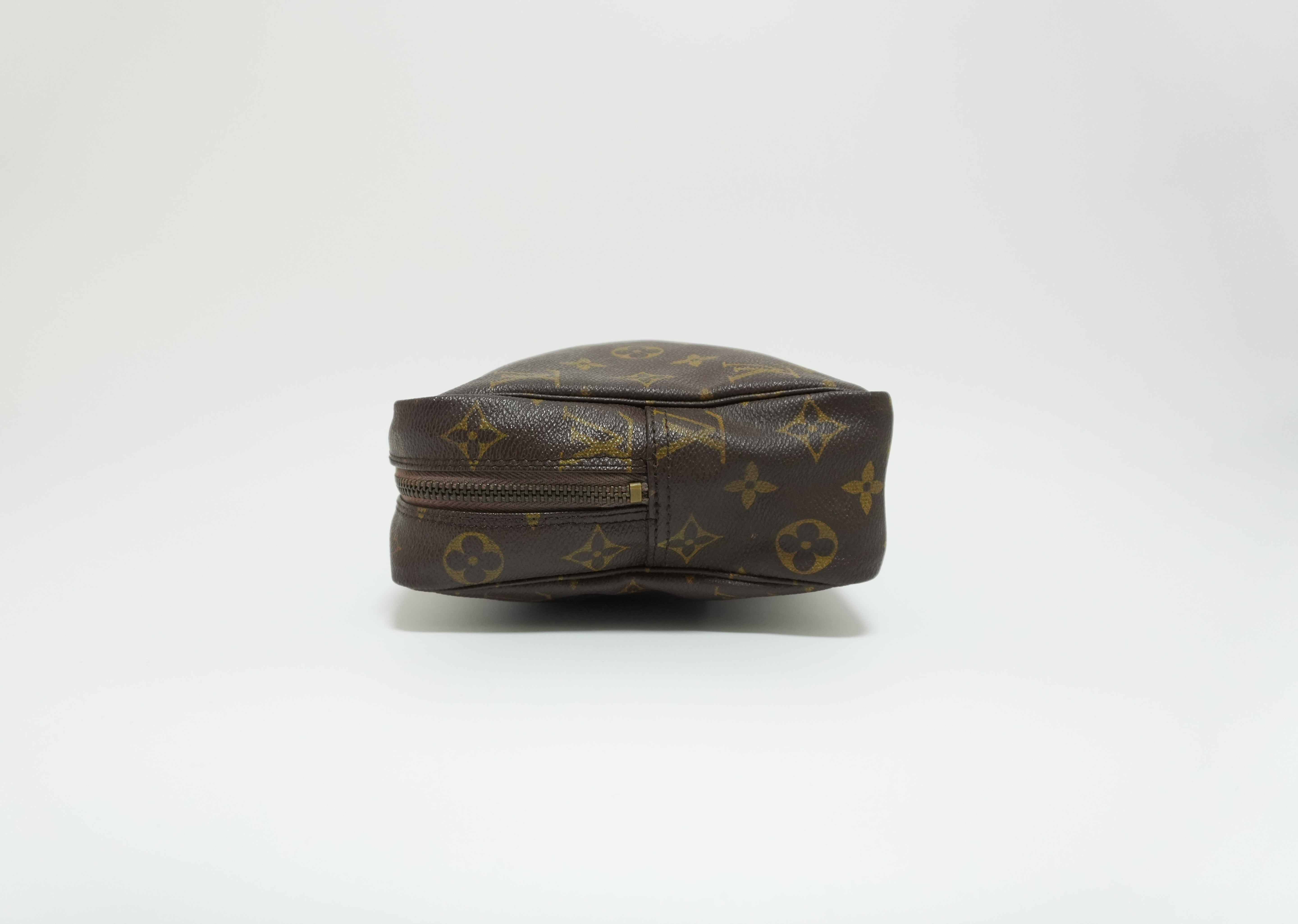 Louis Vuitton Monogram Trousse 28 Brown Used