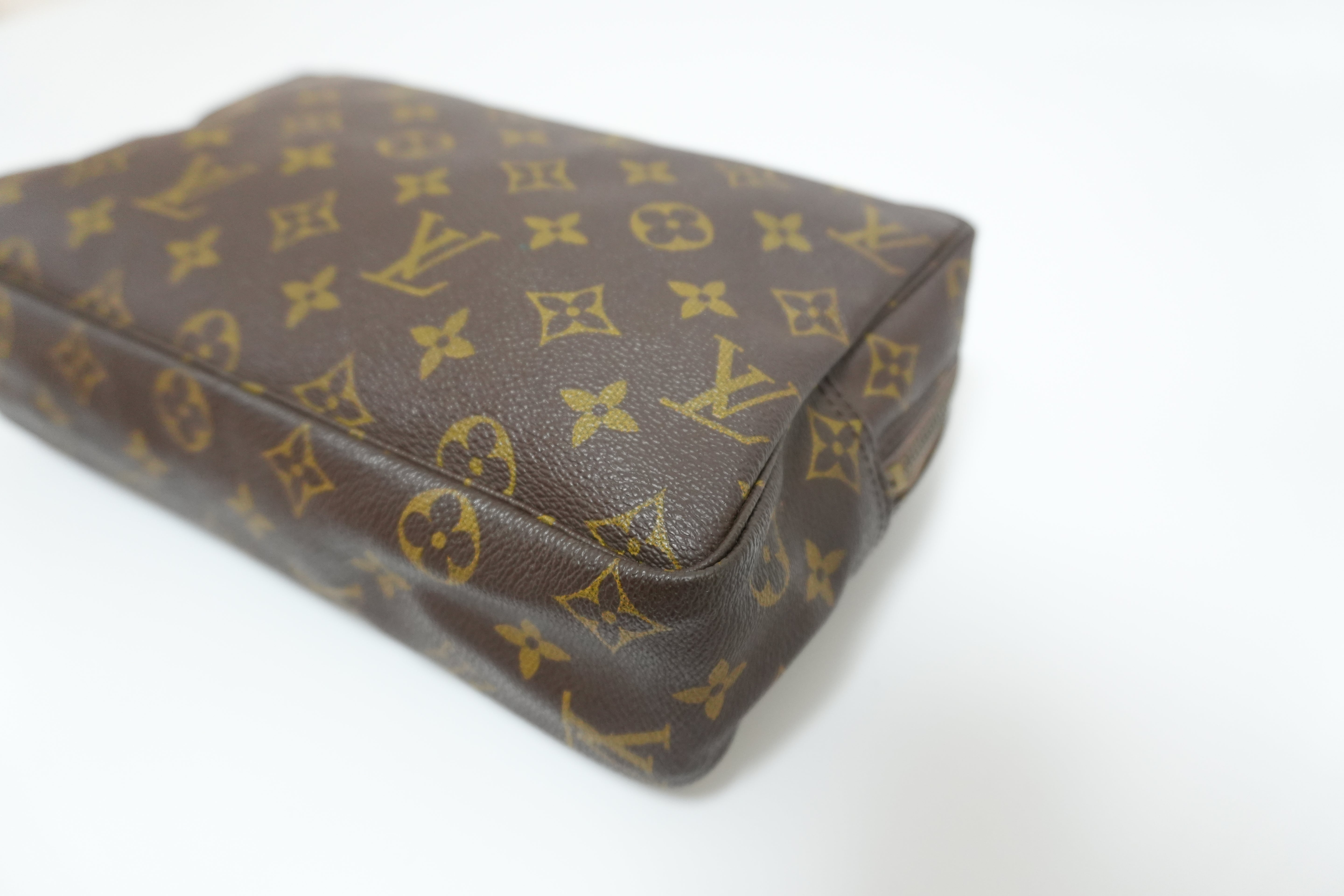 Louis Vuitton Monogram Trousse 28 Brown Used