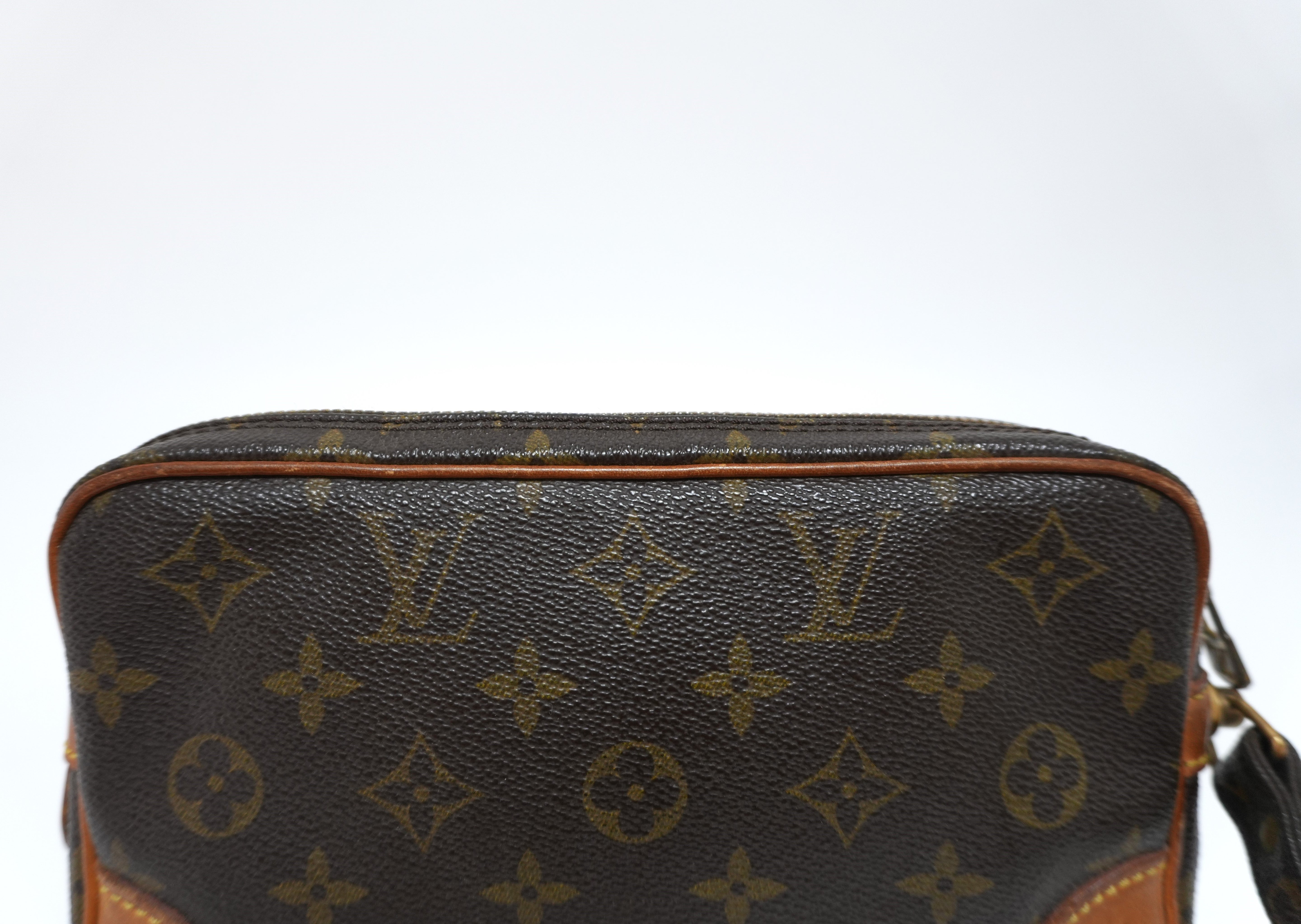 Louis Vuitton Marly Dragonne PM Clutch Brown Used