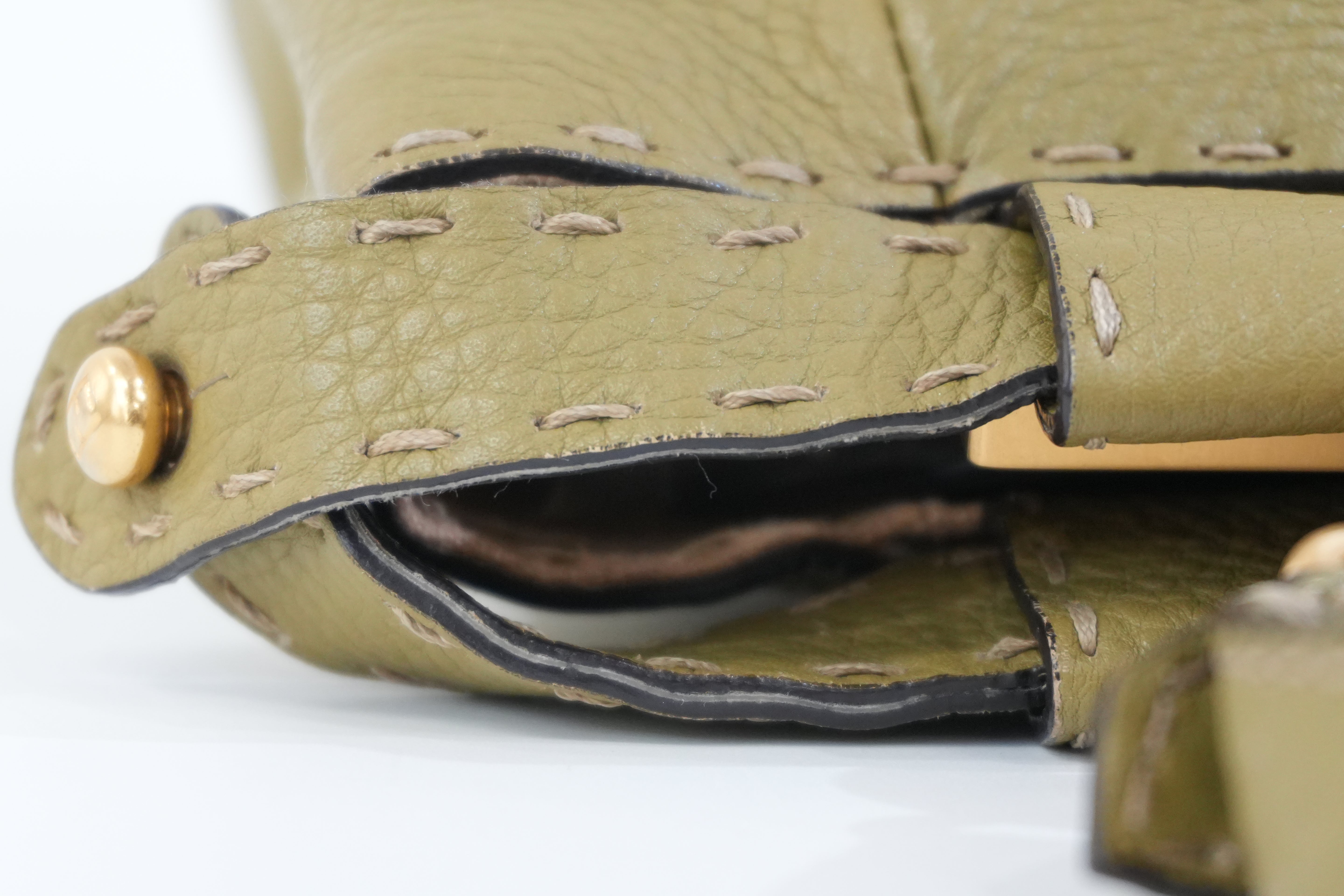 Pre-owned Fendi Calfskin Leather Peek a Boo Shoulder Bag Green Used