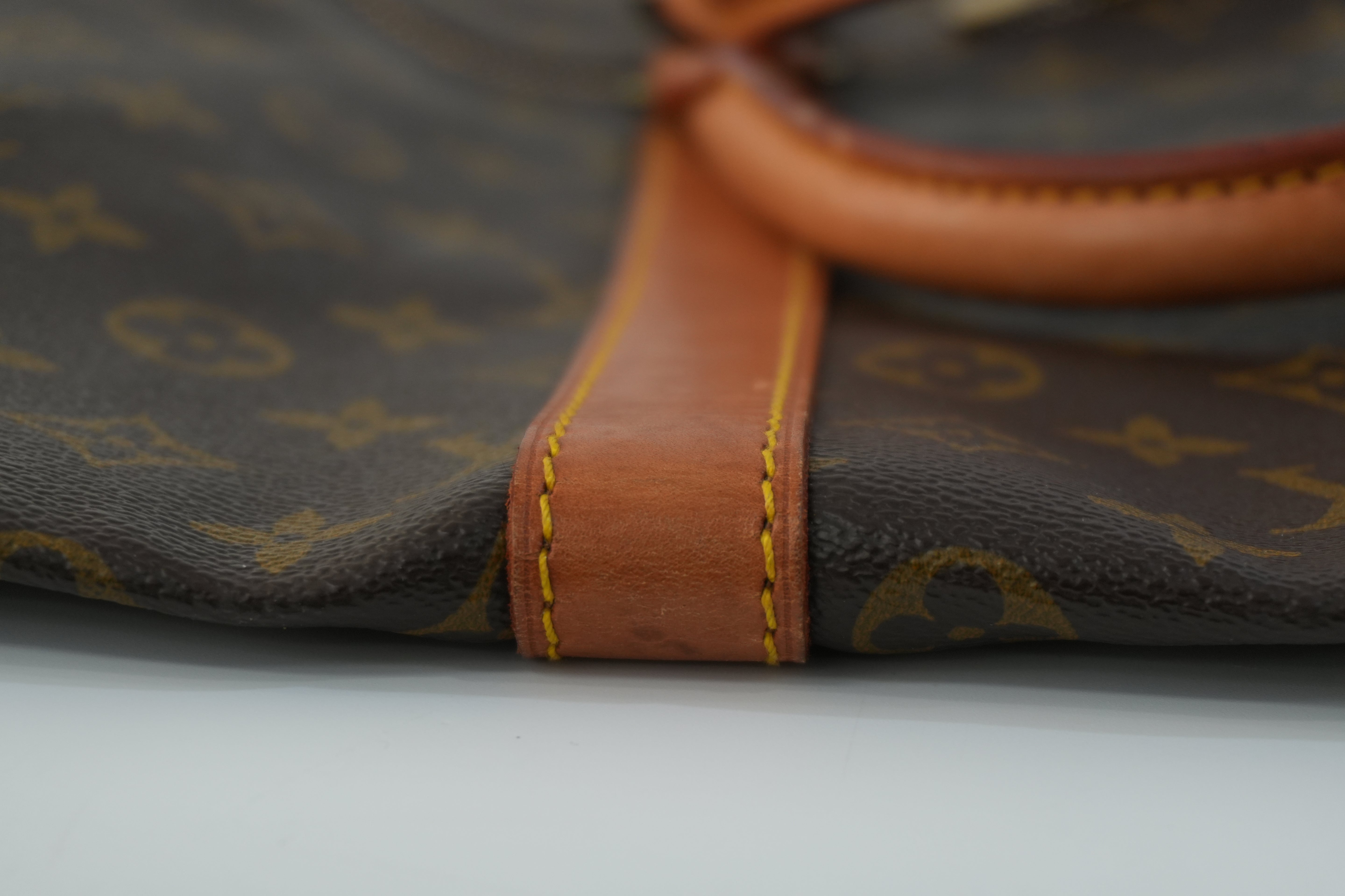 Pre-owned Louis Vuitton Monogram Keepall 55 Travel Bag Used