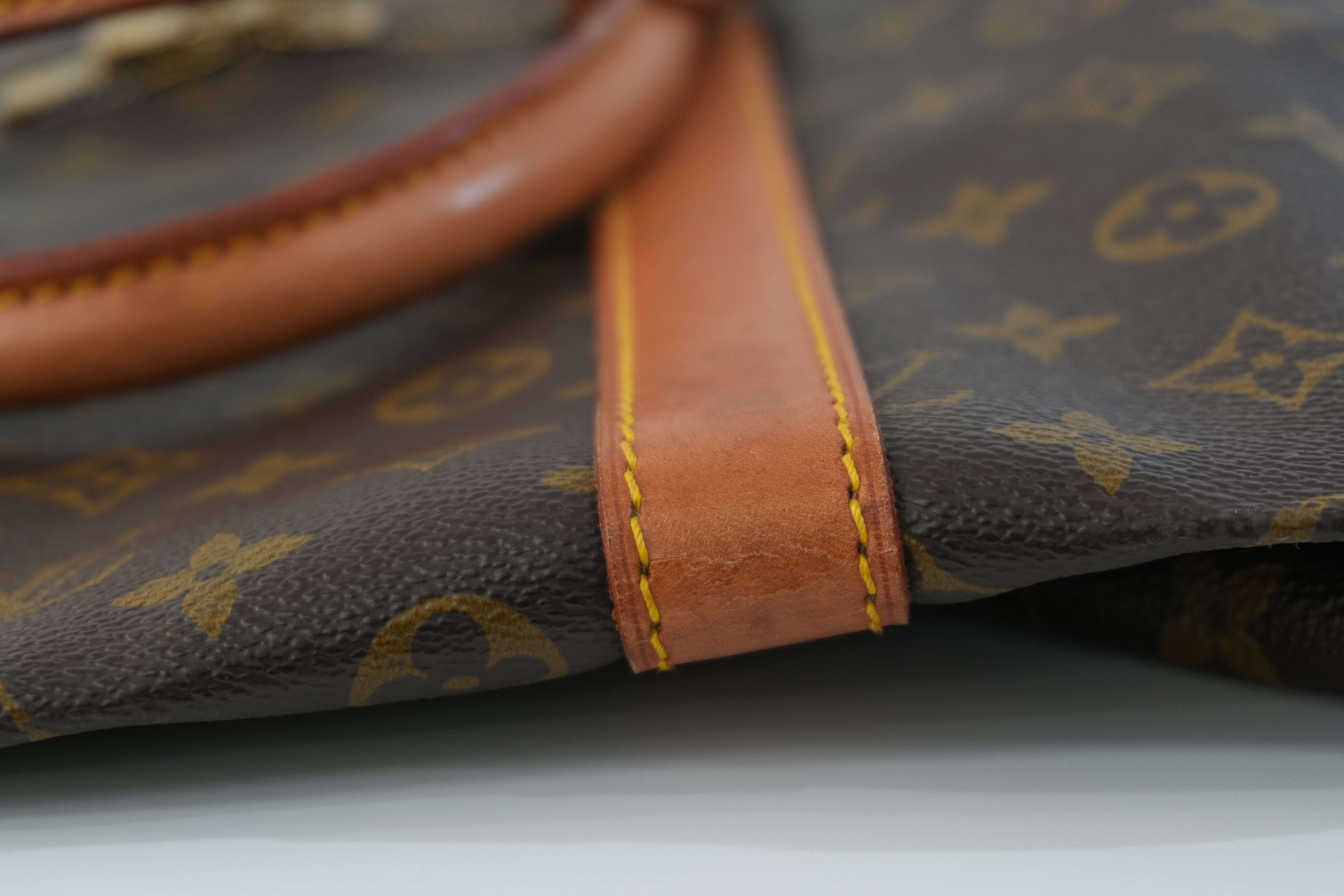 Pre-owned Louis Vuitton Monogram Keepall 55 Travel Bag Used